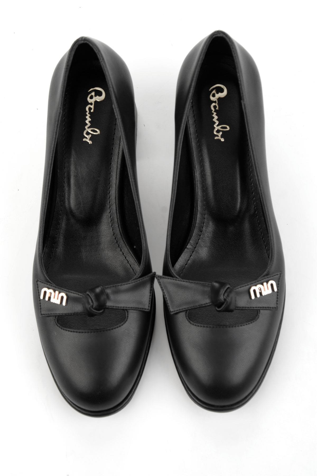 Siyah  Kadın Klasik Topuklu Ayakkabı K01231467509