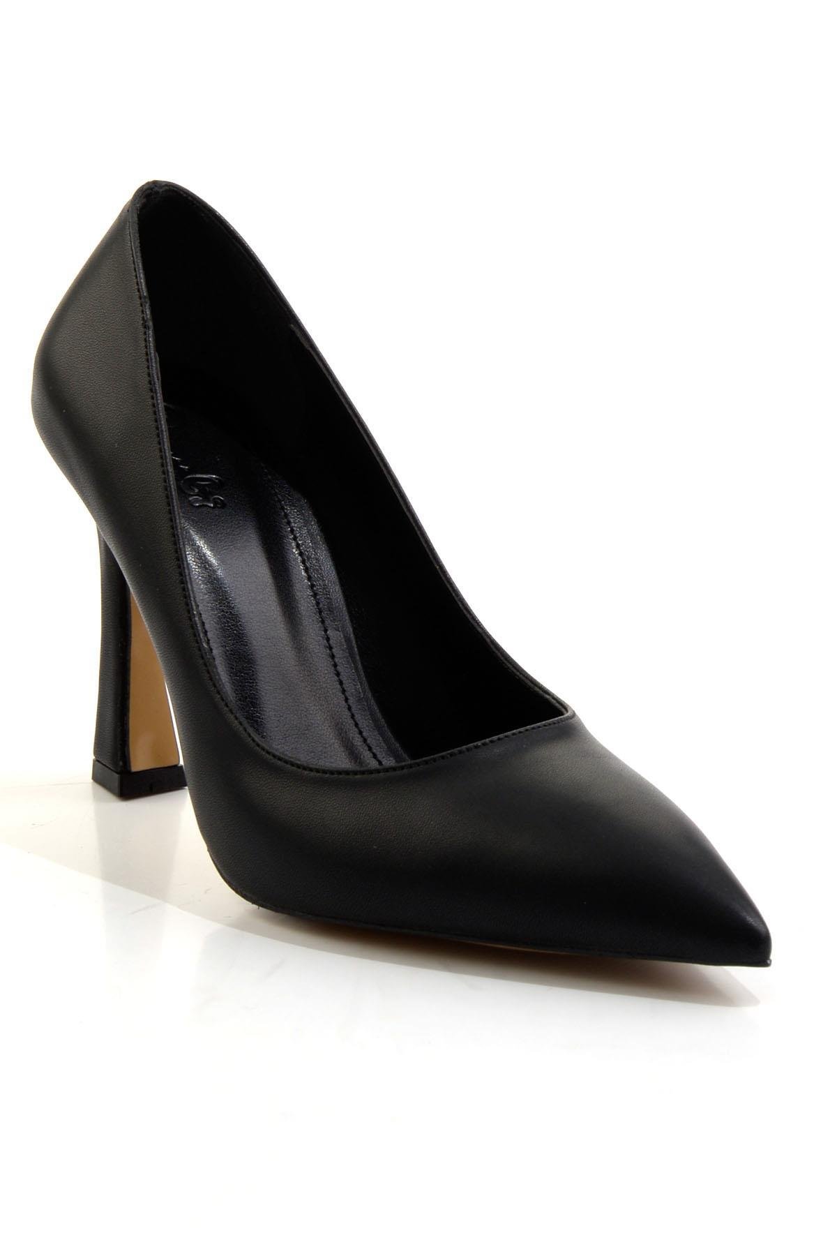 Siyah  Kadın Klasik Topuklu Ayakkabı K01565015309