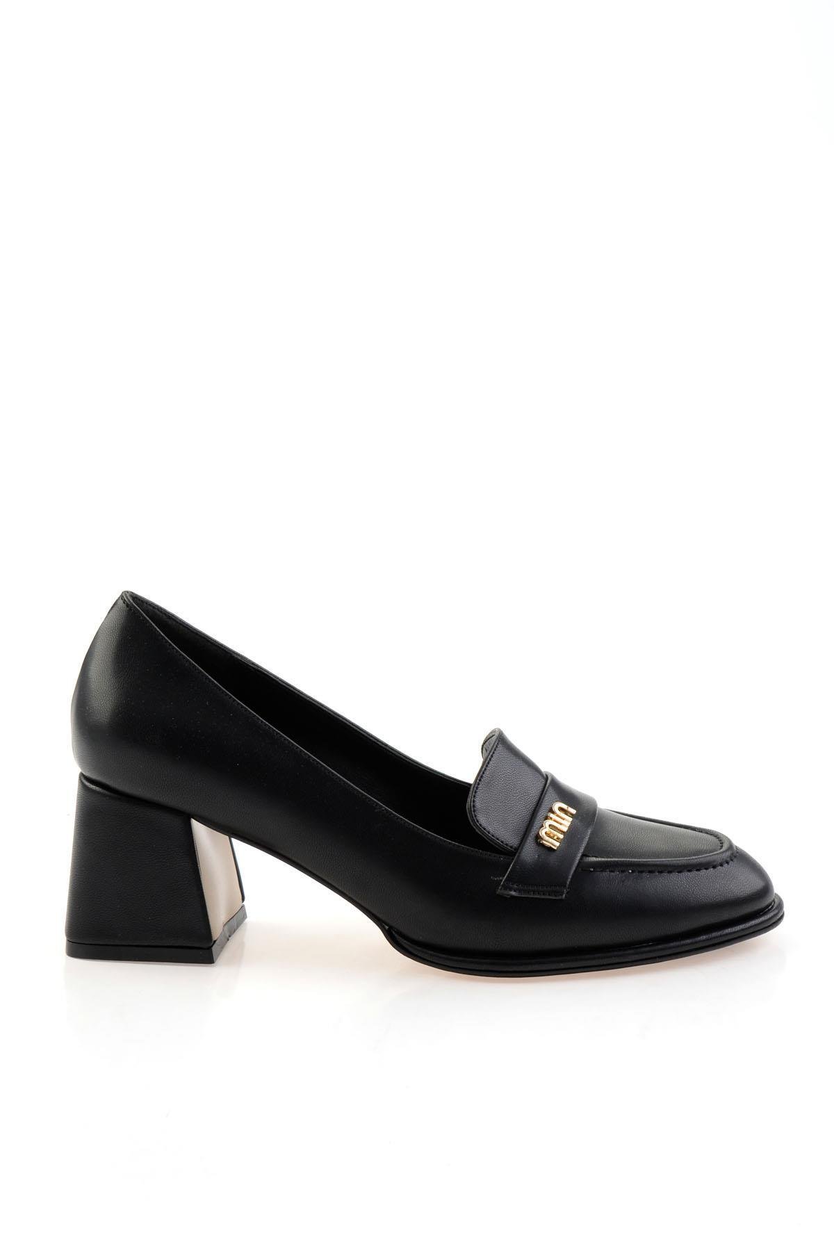Siyah  Kadın Klasik Topuklu Ayakkabı K01231472009