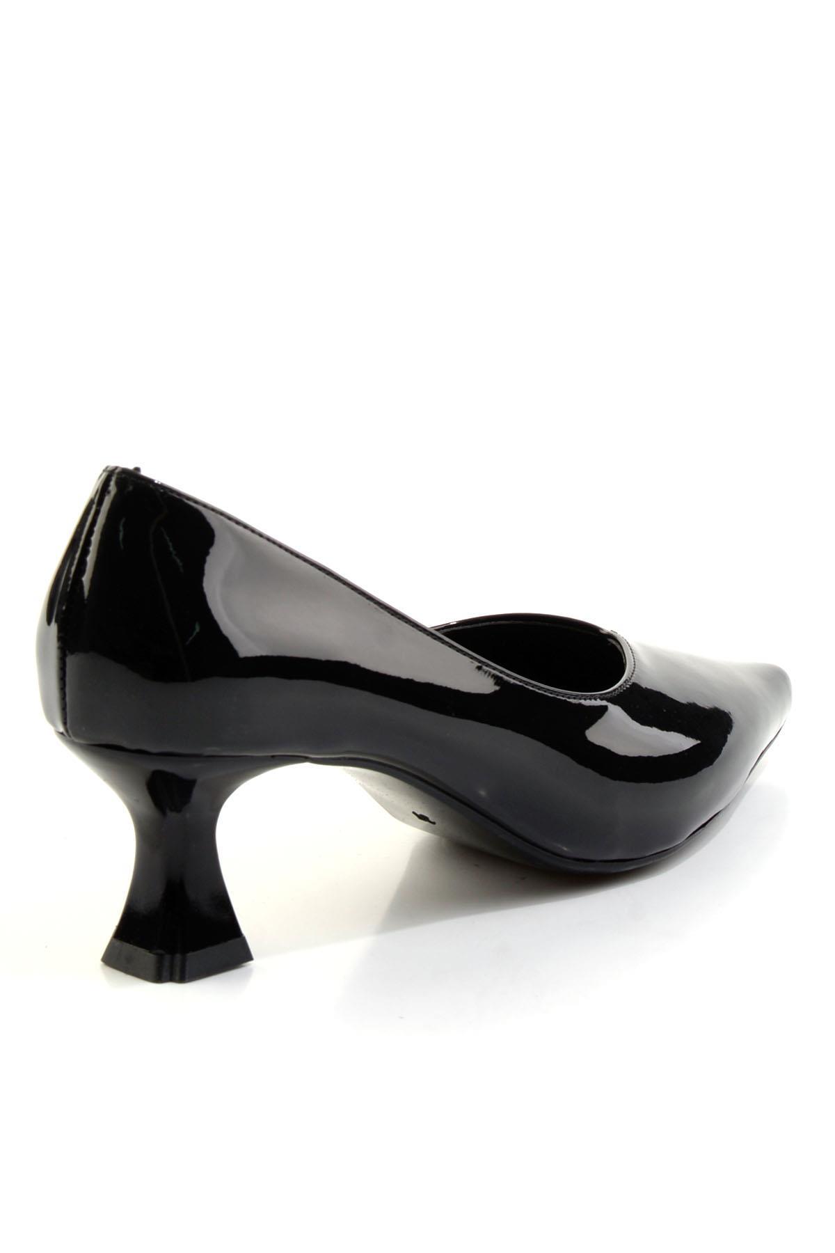 Siyah  Kadın Klasik Topuklu Ayakkabı K01213035498