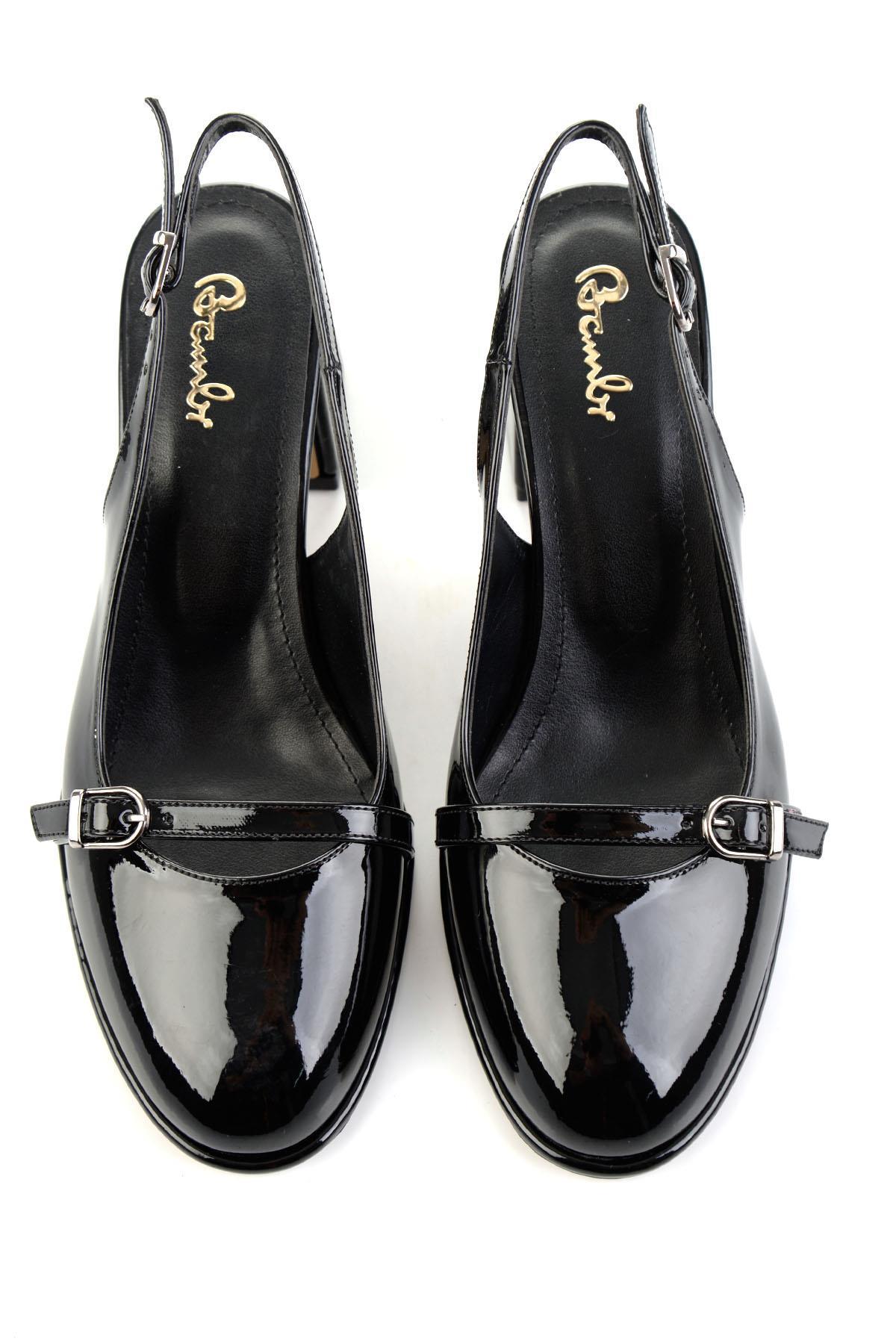 Siyah  Kadın Klasik Topuklu Ayakkabı K01231080108