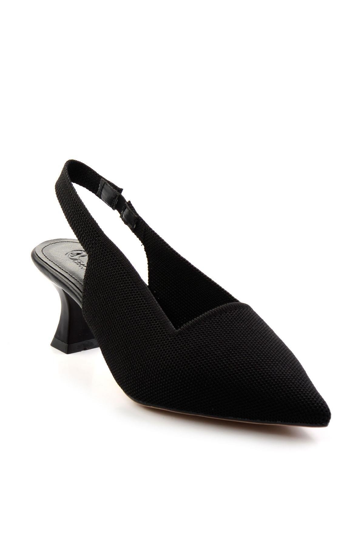 Siyah  Kadın Klasik Topuklu Ayakkabı K01213211082