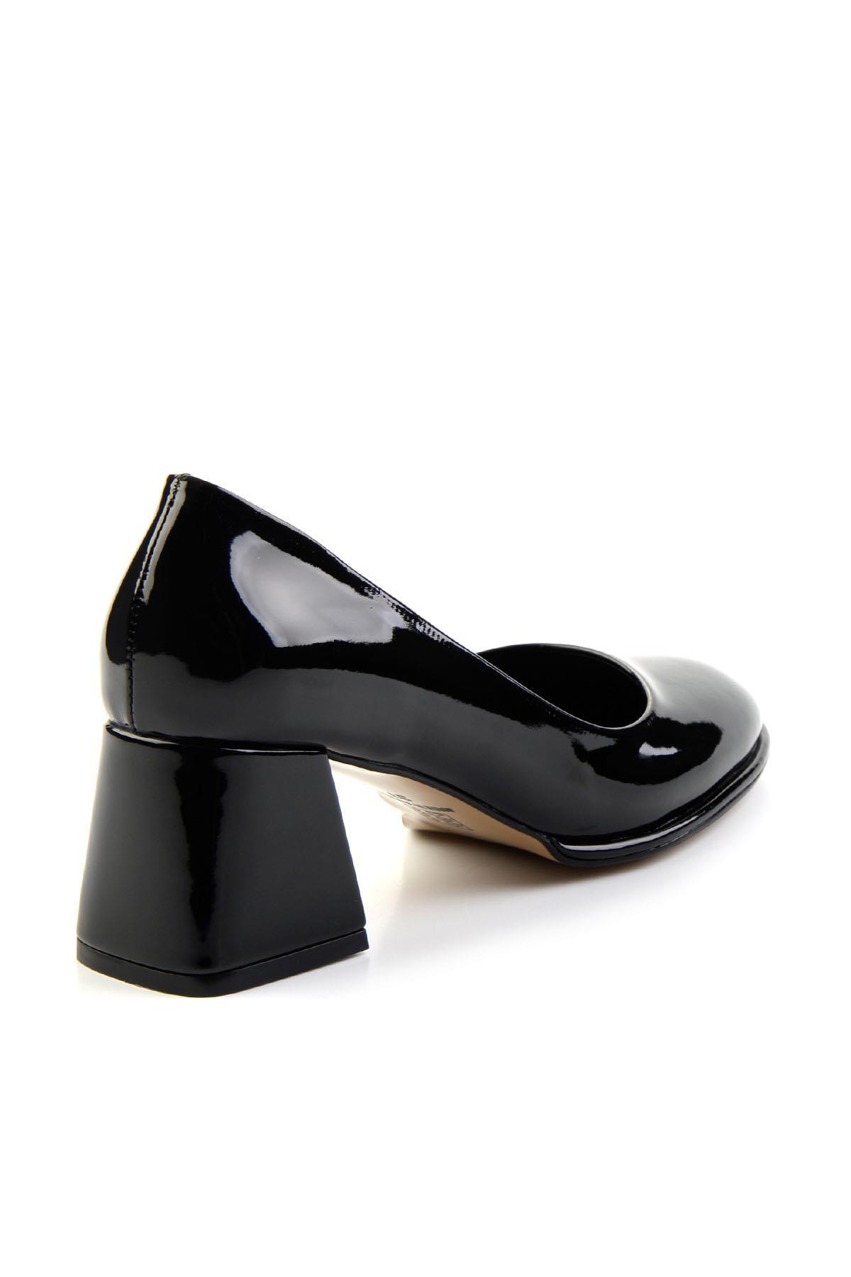 Siyah  Kadın Klasik Topuklu Ayakkabı K01231482008