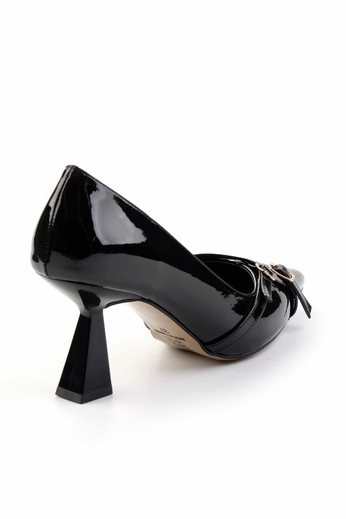 Siyah  Kadın Klasik Topuklu Ayakkabı K01231401408