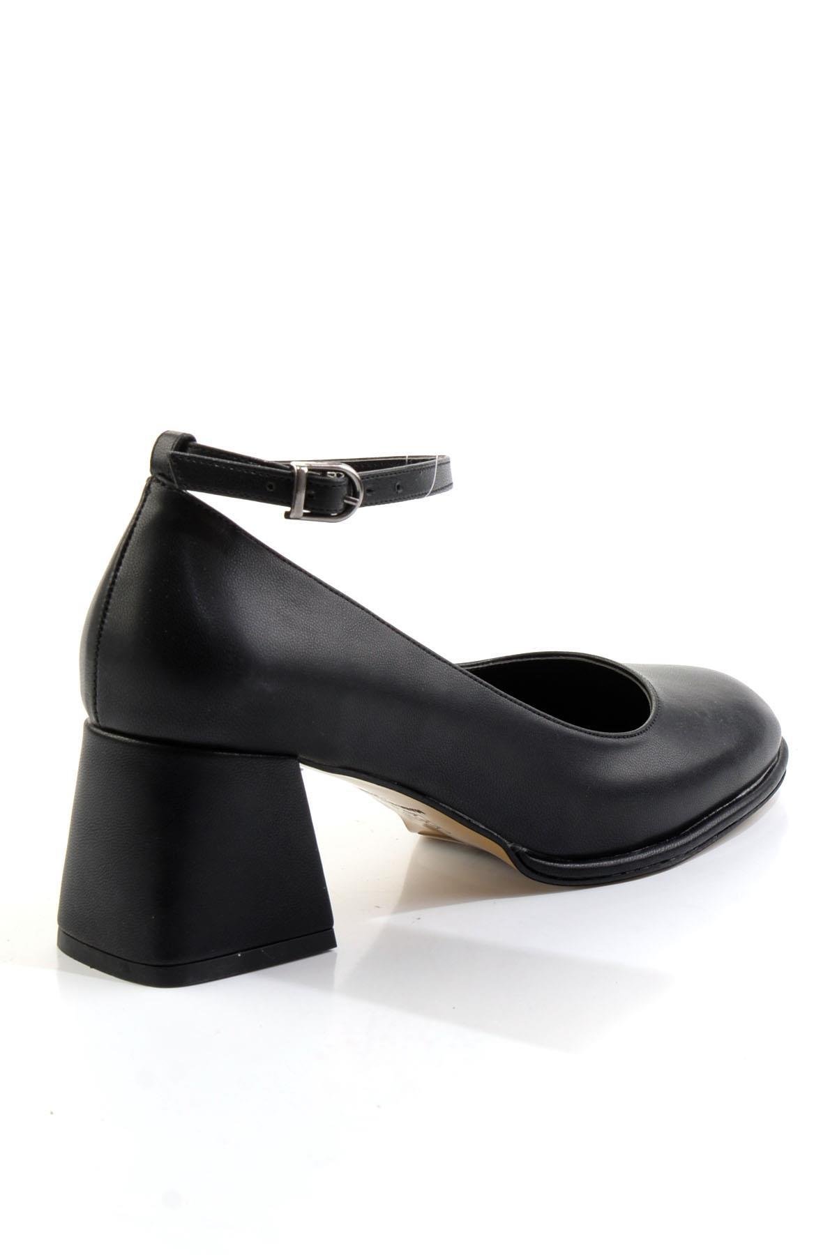 Siyah  Kadın Klasik Topuklu Ayakkabı K01231467609