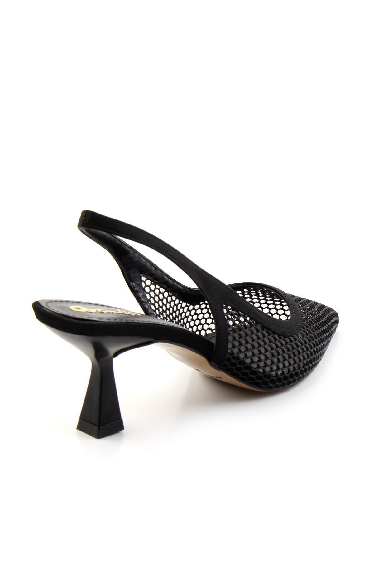Siyah  Kadın Klasik Topuklu Ayakkabı K01231481522