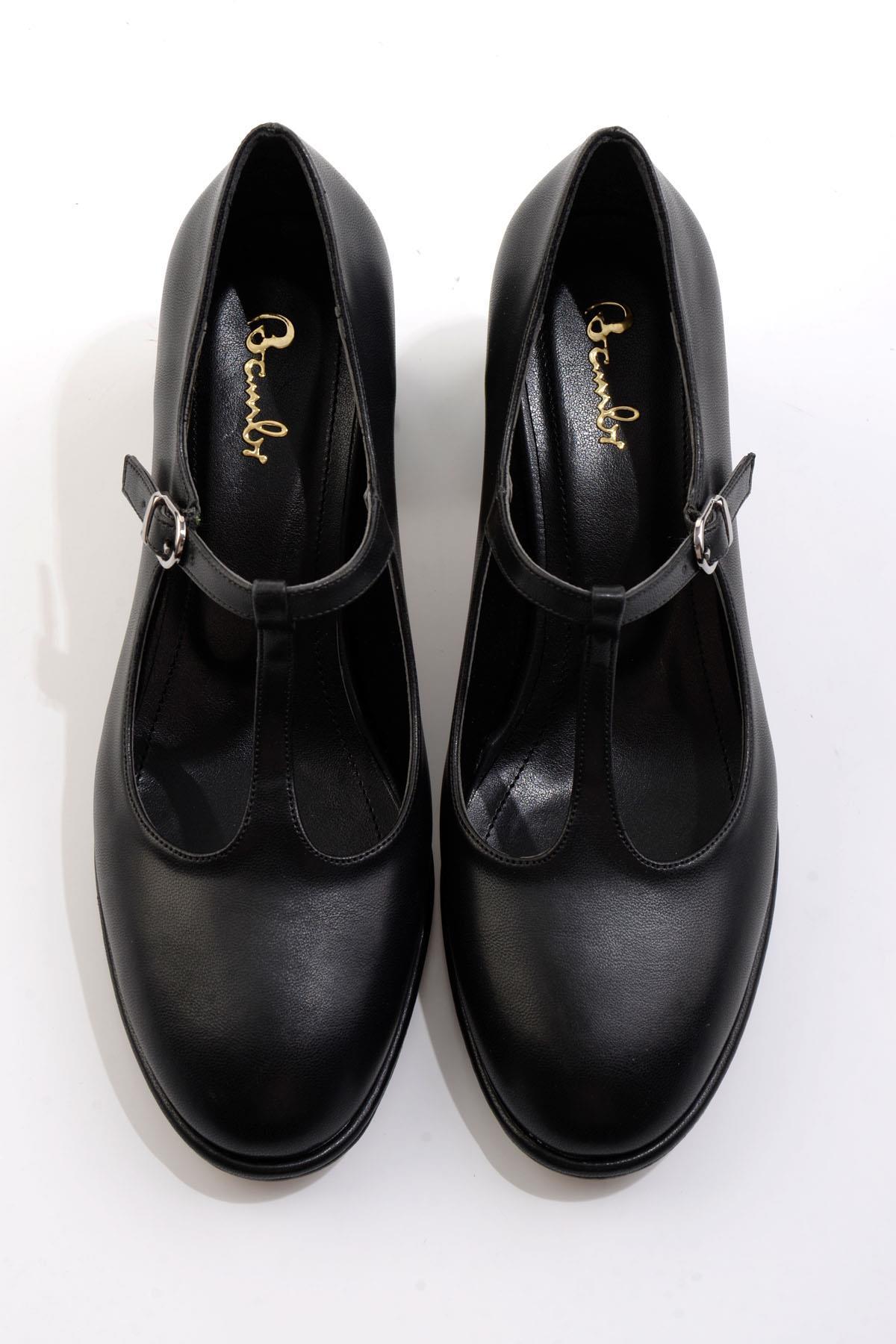 Siyah  Kadın Klasik Topuklu Ayakkabı K01231467809