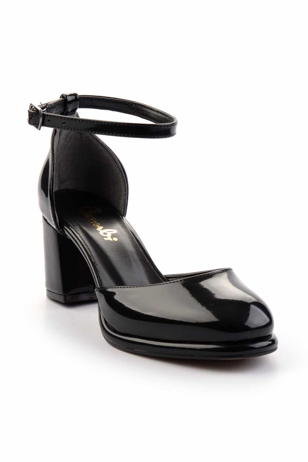 Siyah  Kadın Klasik Topuklu Ayakkabı K01484188108