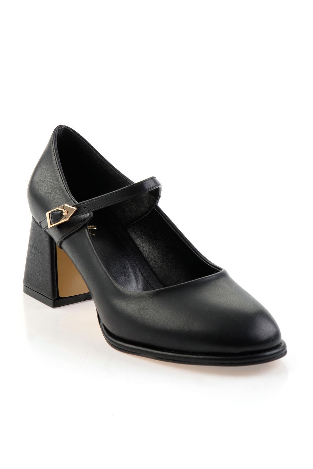 Siyah  Kadın Klasik Topuklu Ayakkabı K01231467209