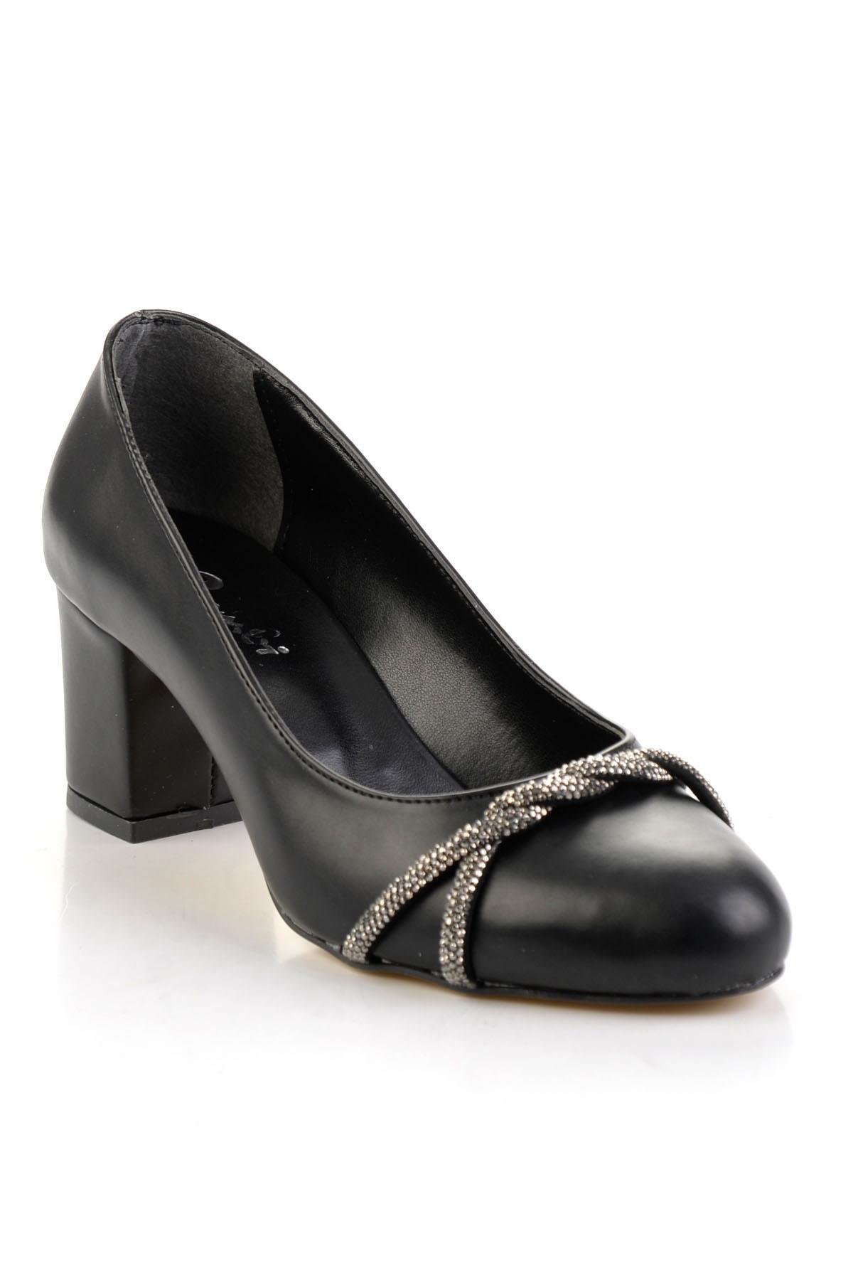Siyah  Kadın Klasik Topuklu Ayakkabı K01994101009
