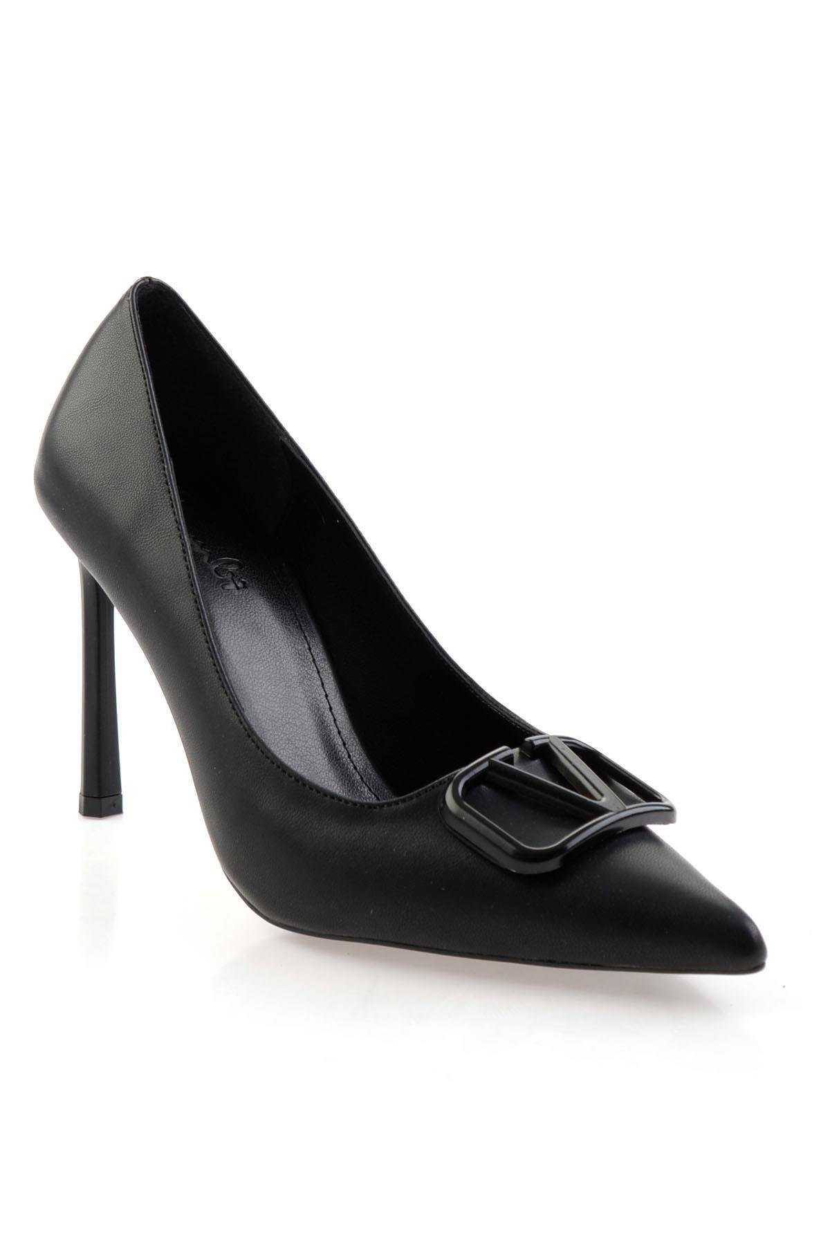 Siyah  Kadın Klasik Topuklu Ayakkabı K01565015909