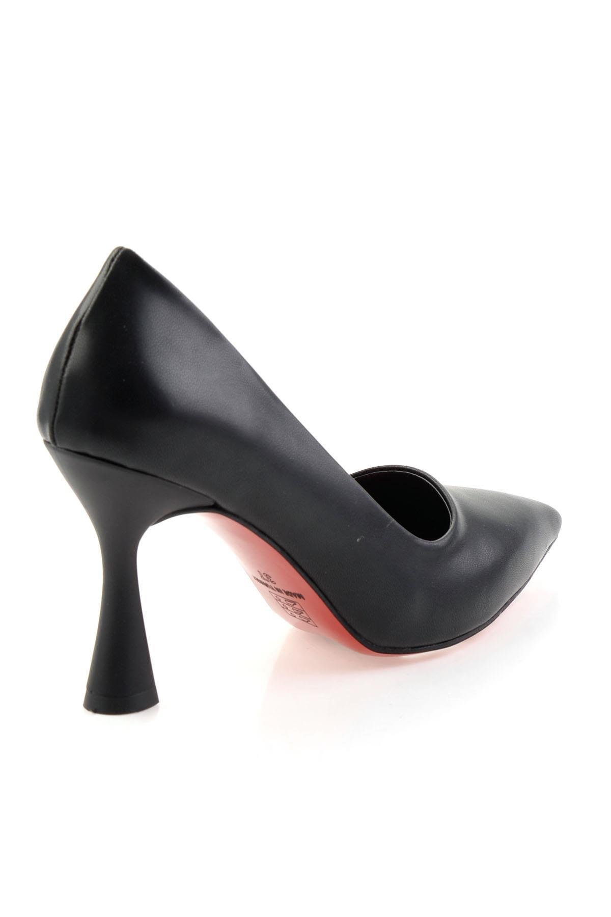 Siyah  Kadın Klasik Topuklu Ayakkabı K01231451509