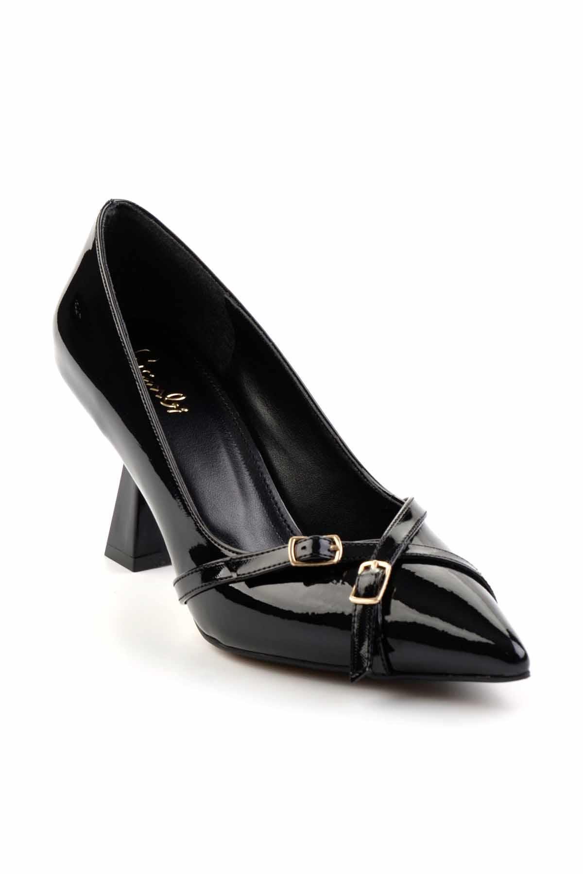 Siyah  Kadın Klasik Topuklu Ayakkabı K01231401408