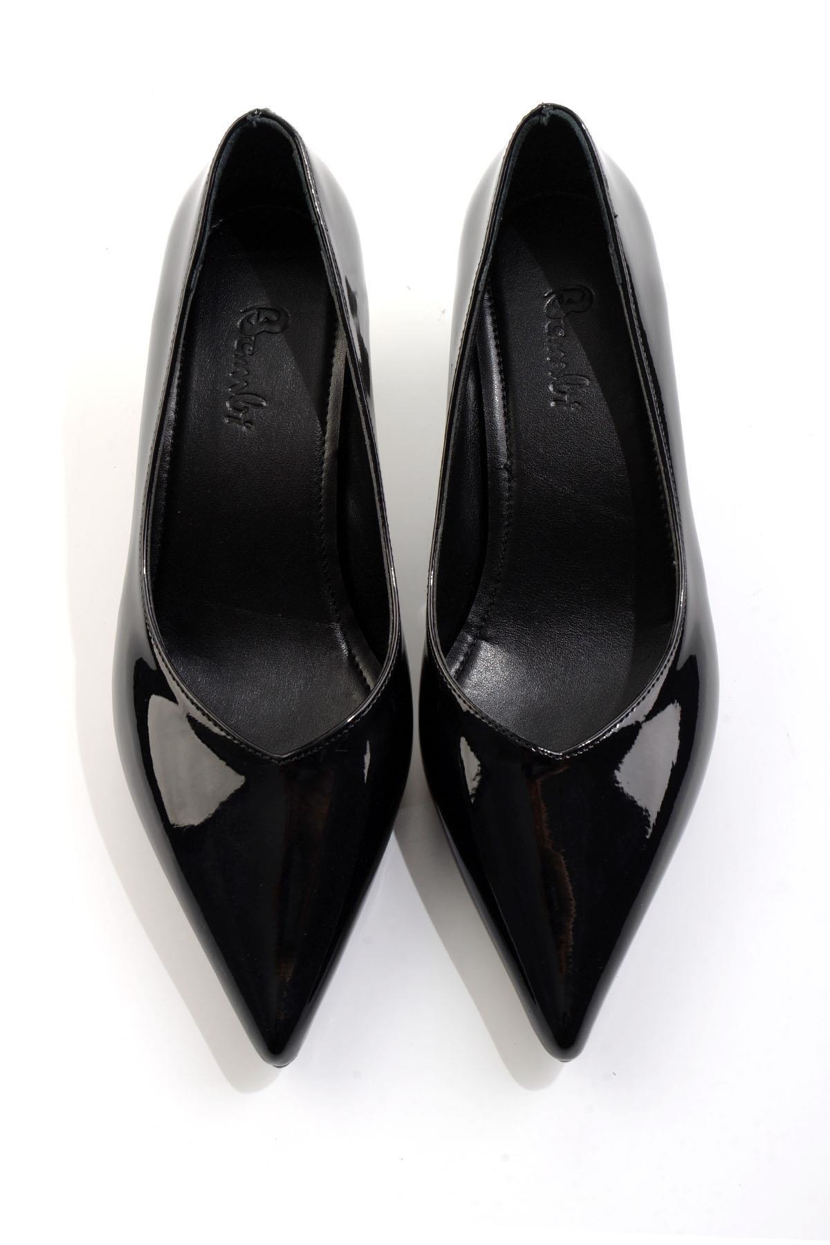 Siyah  Kadın Klasik Topuklu Ayakkabı K01213035498