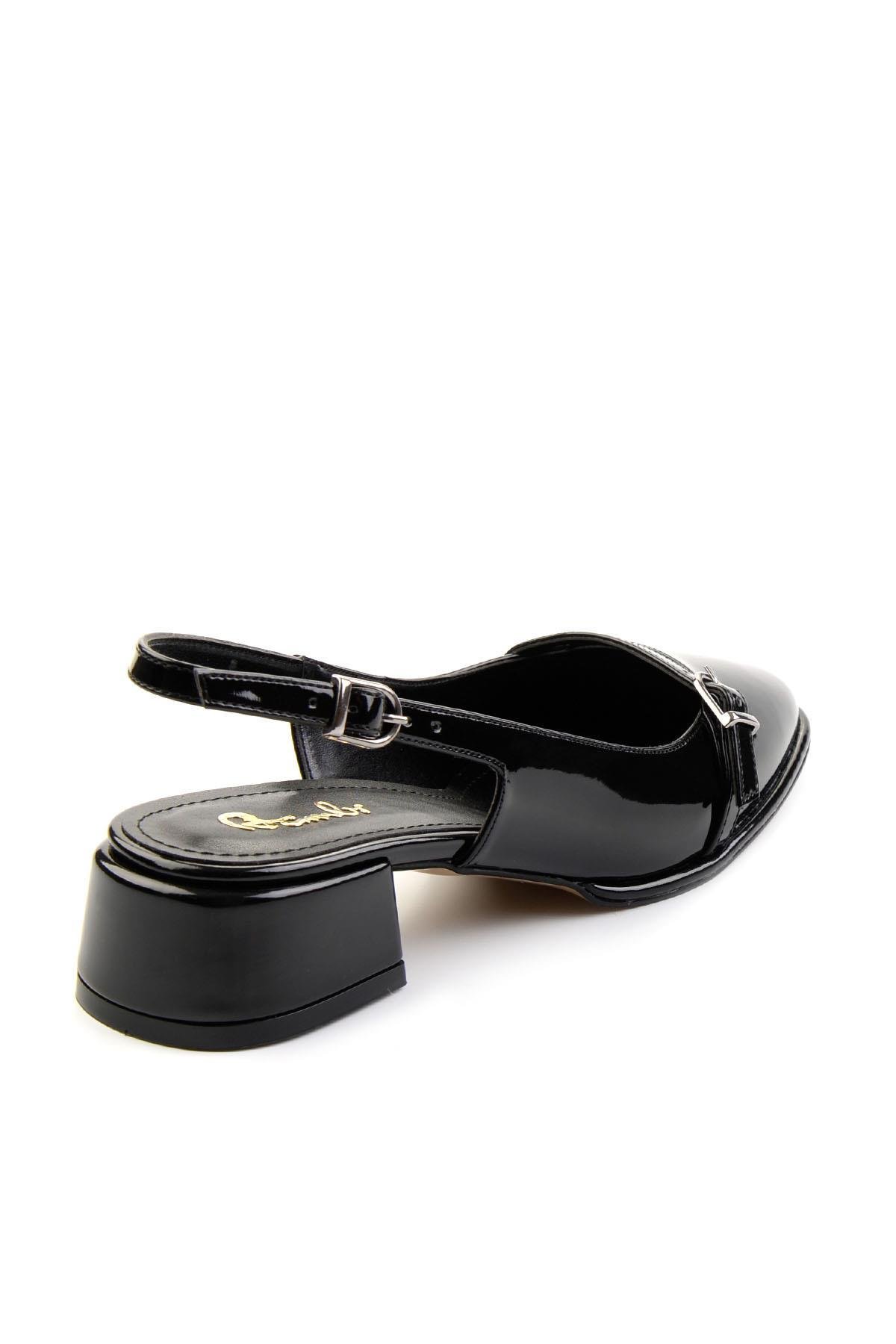 Siyah  Kadın Klasik Topuklu Ayakkabı K01231444808