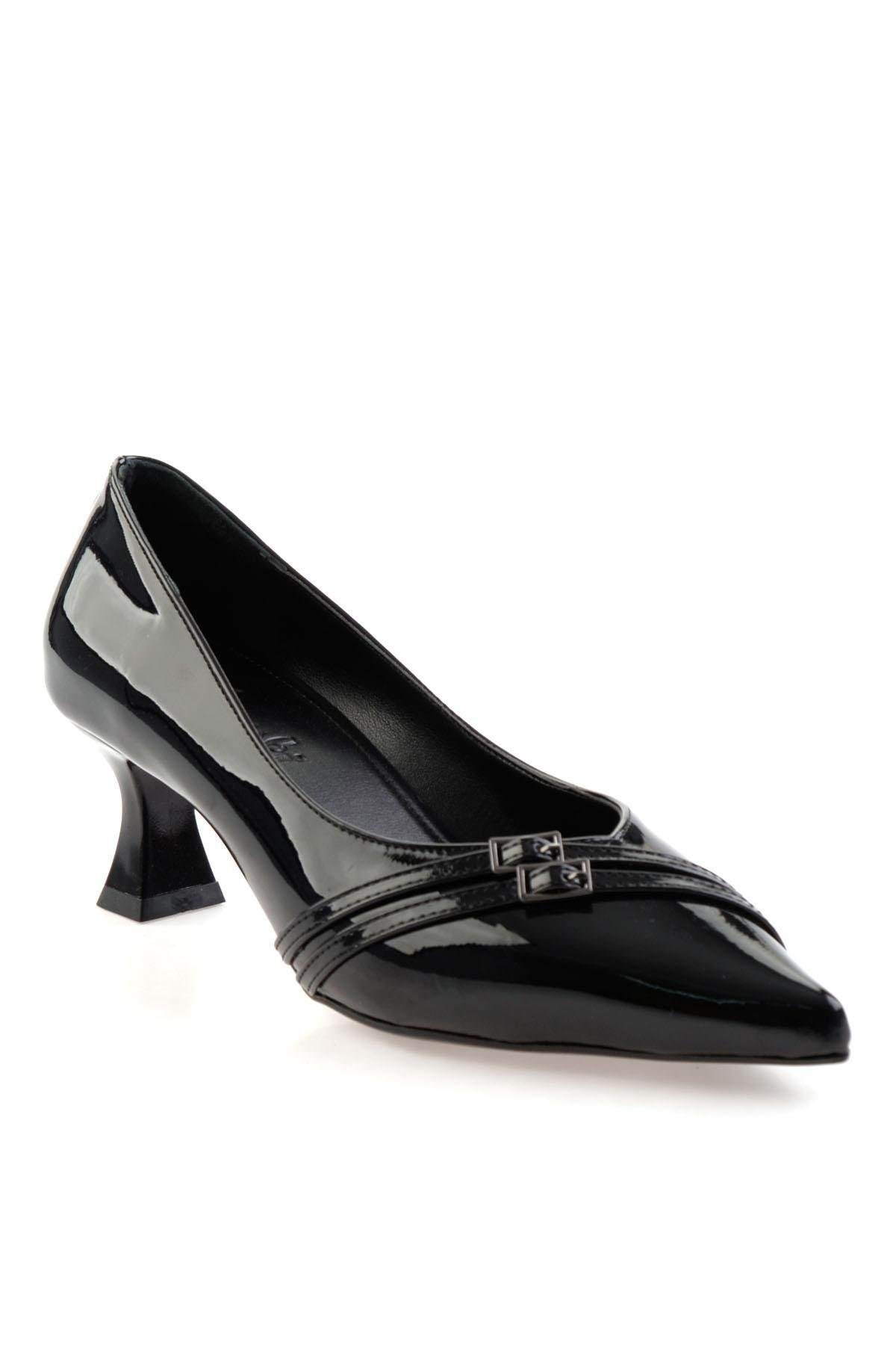 Siyah  Kadın Klasik Topuklu Ayakkabı K01213035098