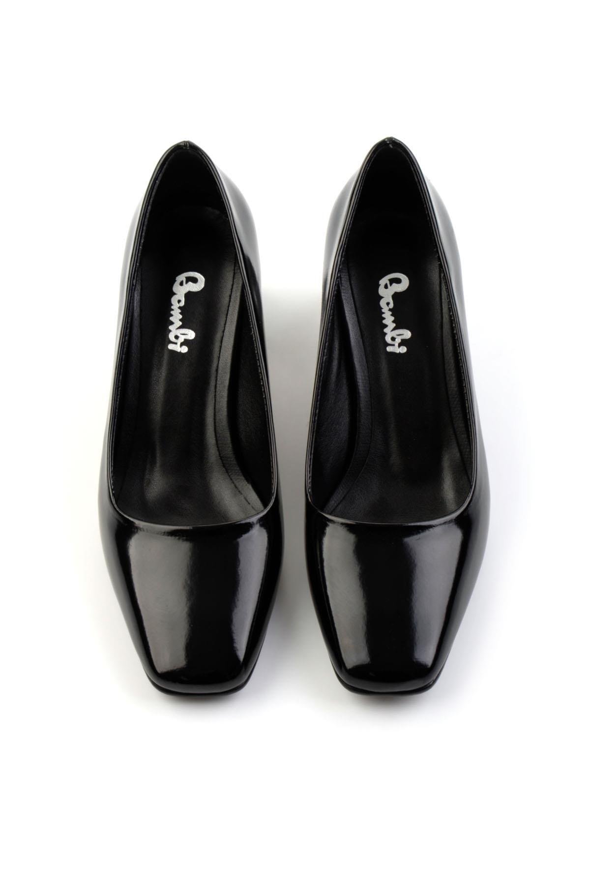 Siyah  Kadın Klasik Topuklu Ayakkabı K01992111198