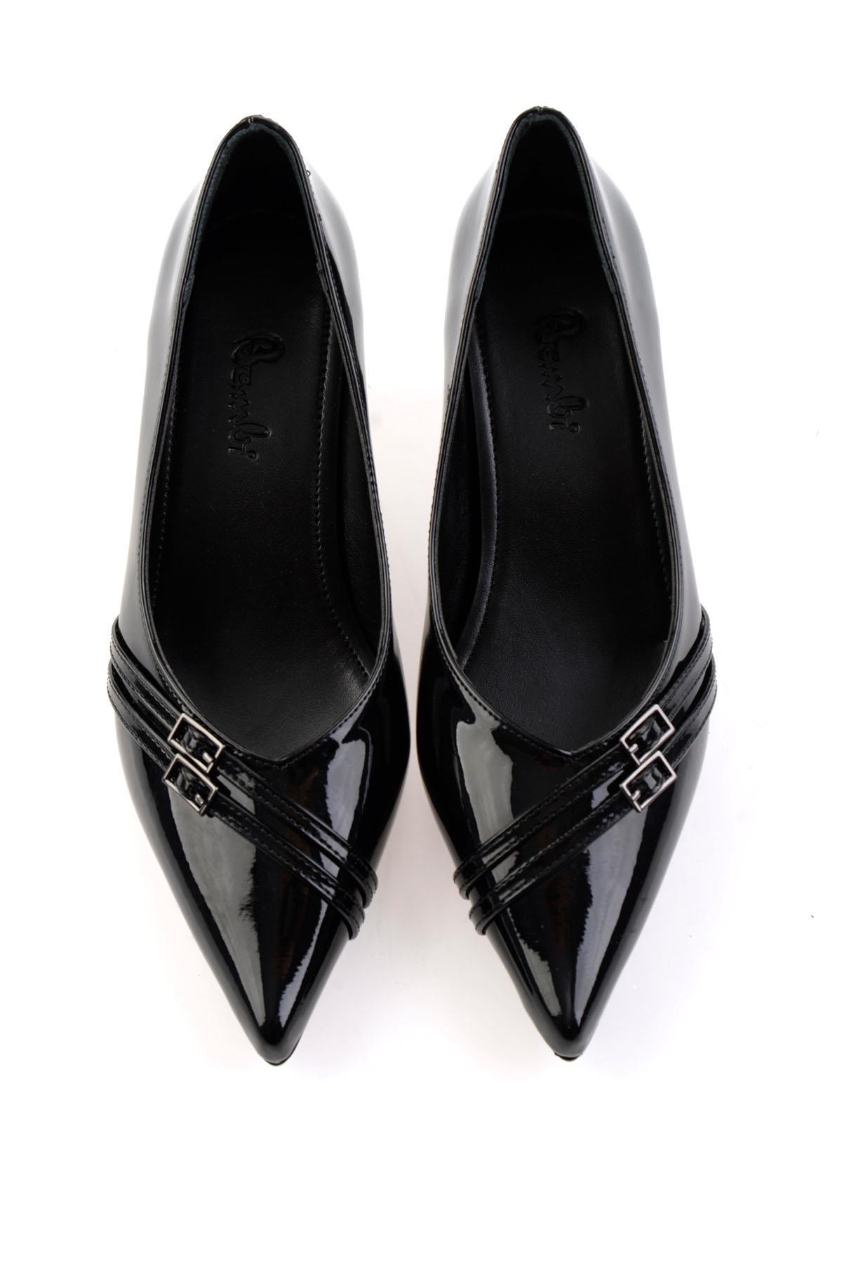 Siyah  Kadın Klasik Topuklu Ayakkabı K01213035098