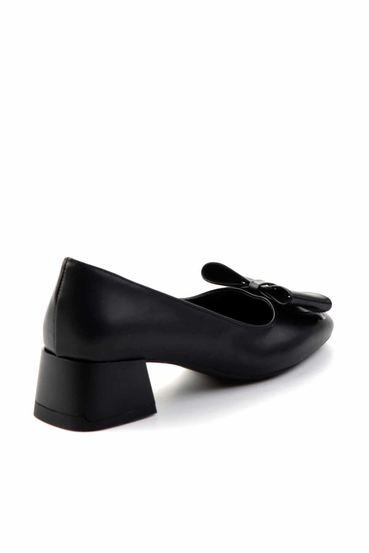 Siyah  Kadın Klasik Topuklu Ayakkabı K01213414509