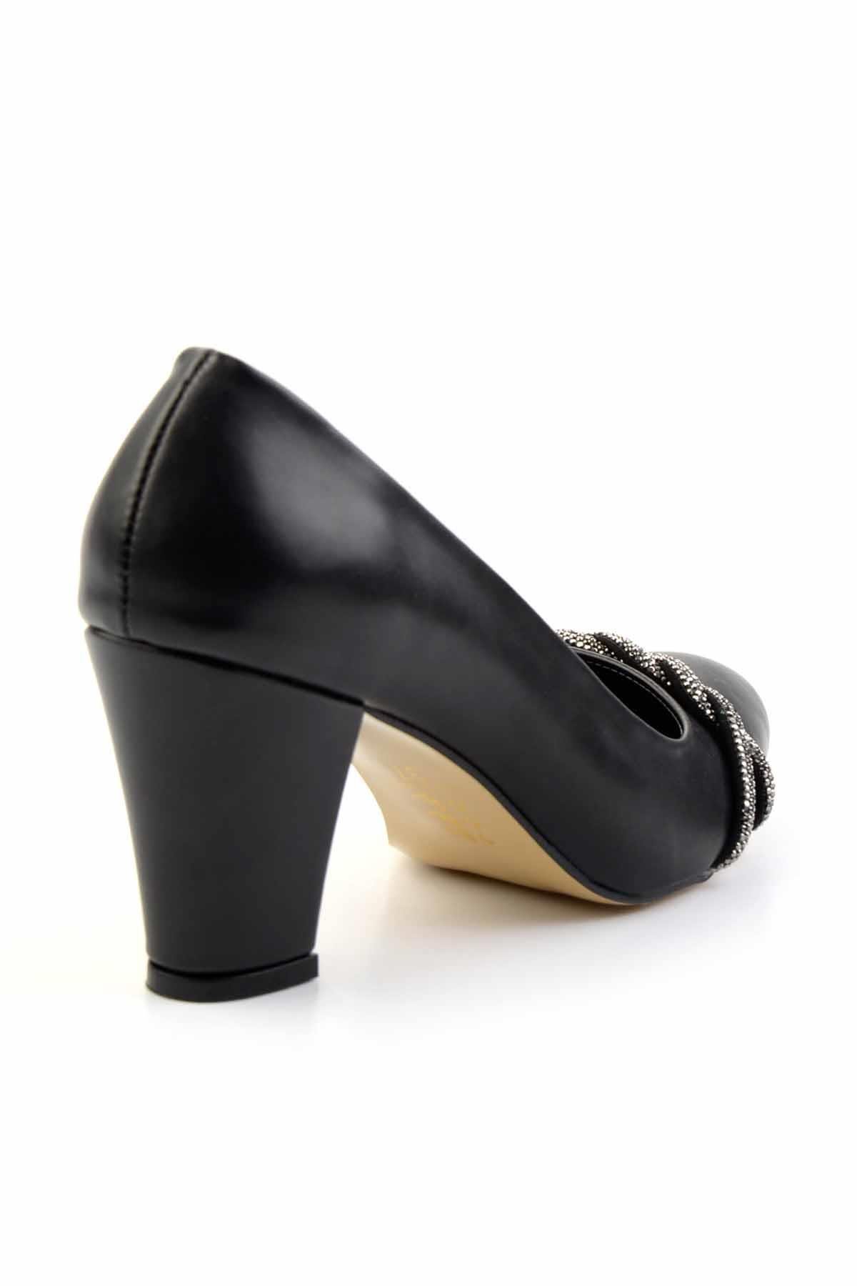 Siyah  Kadın Klasik Topuklu Ayakkabı K01994102009