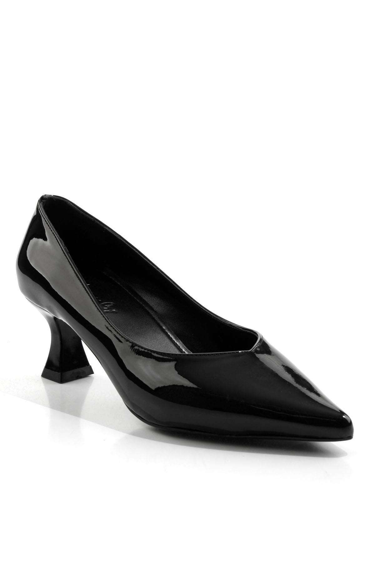Siyah  Kadın Klasik Topuklu Ayakkabı K01213035498