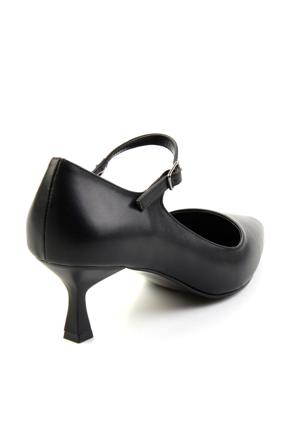Siyah  Kadın Klasik Topuklu Ayakkabı K01209194009