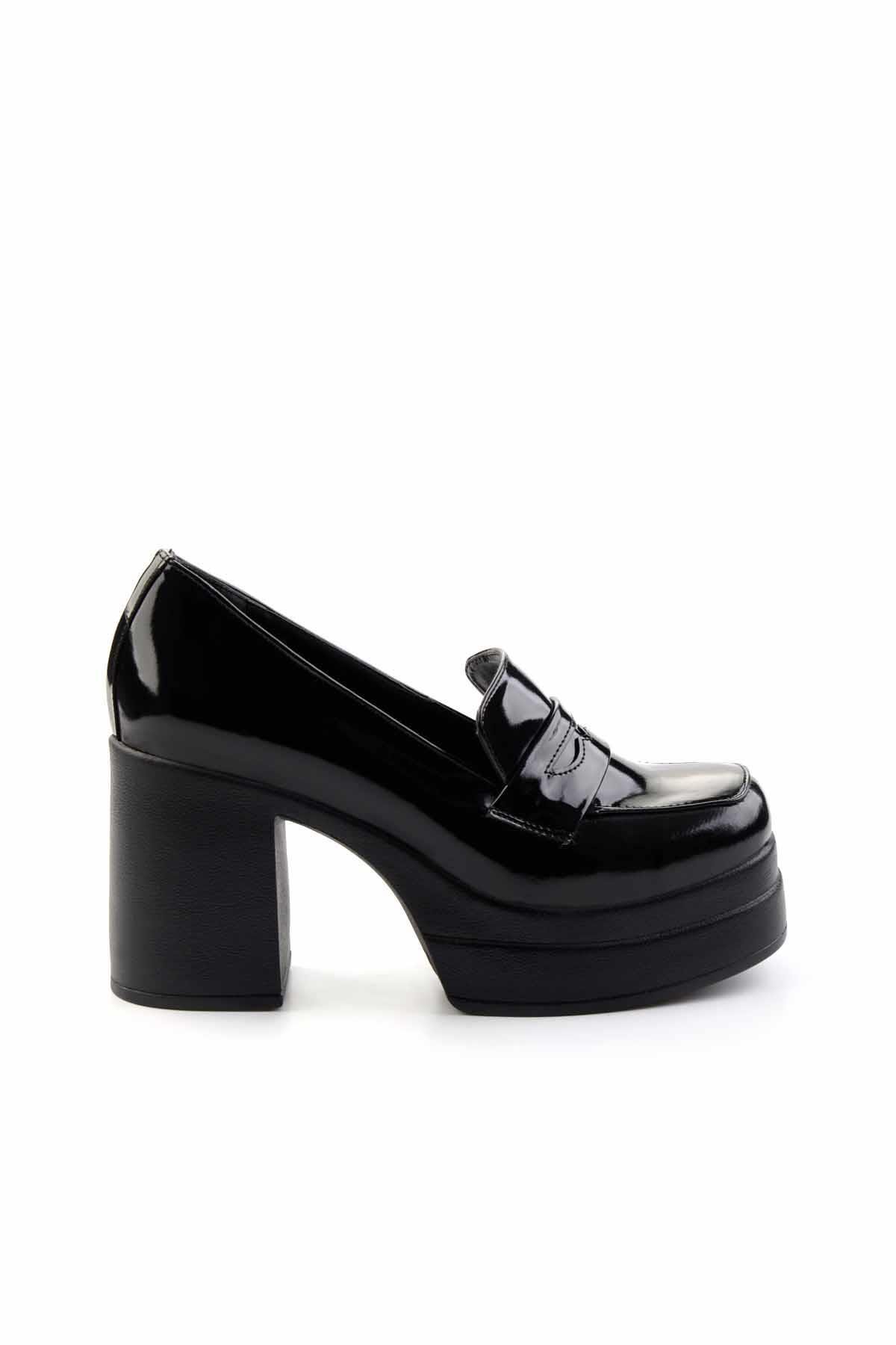 Siyah  Kadın Klasik Topuklu Ayakkabı K01181062508