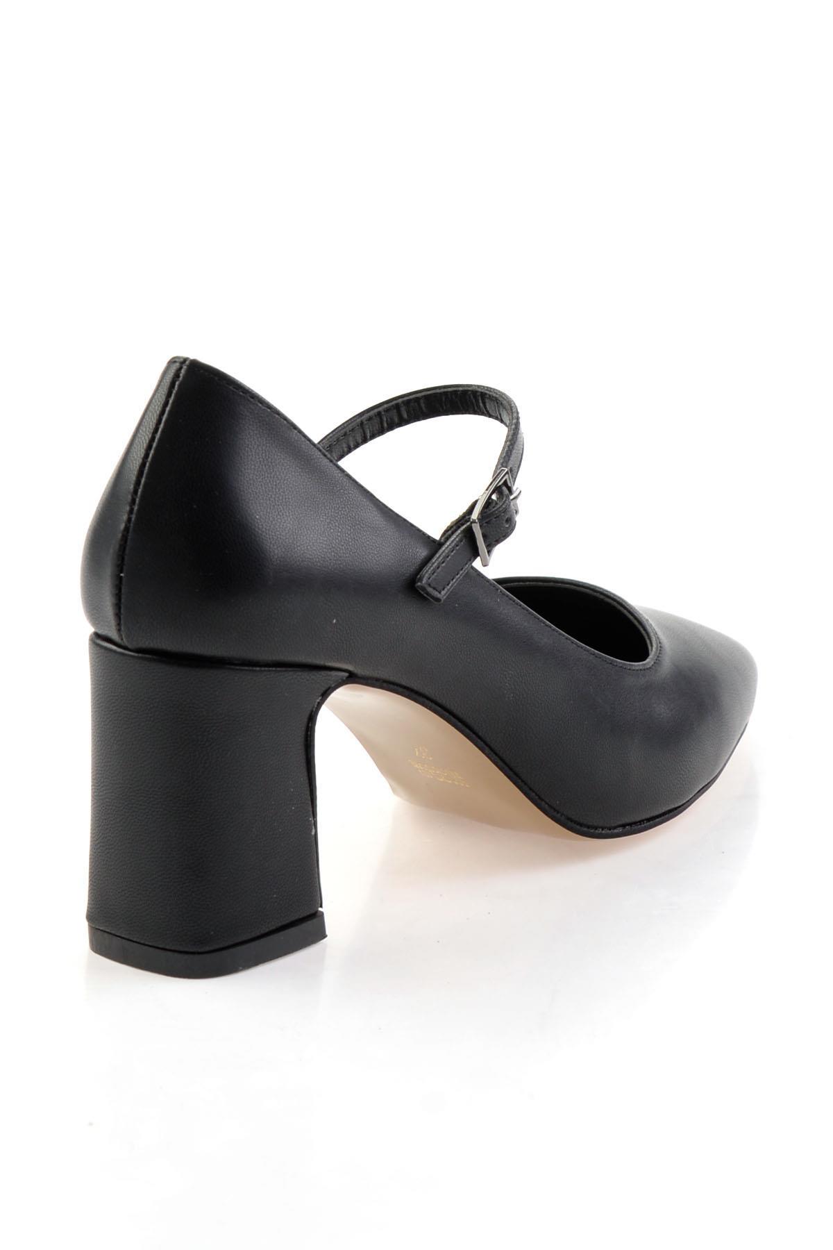 Siyah  Kadın Klasik Topuklu Ayakkabı K01213034609