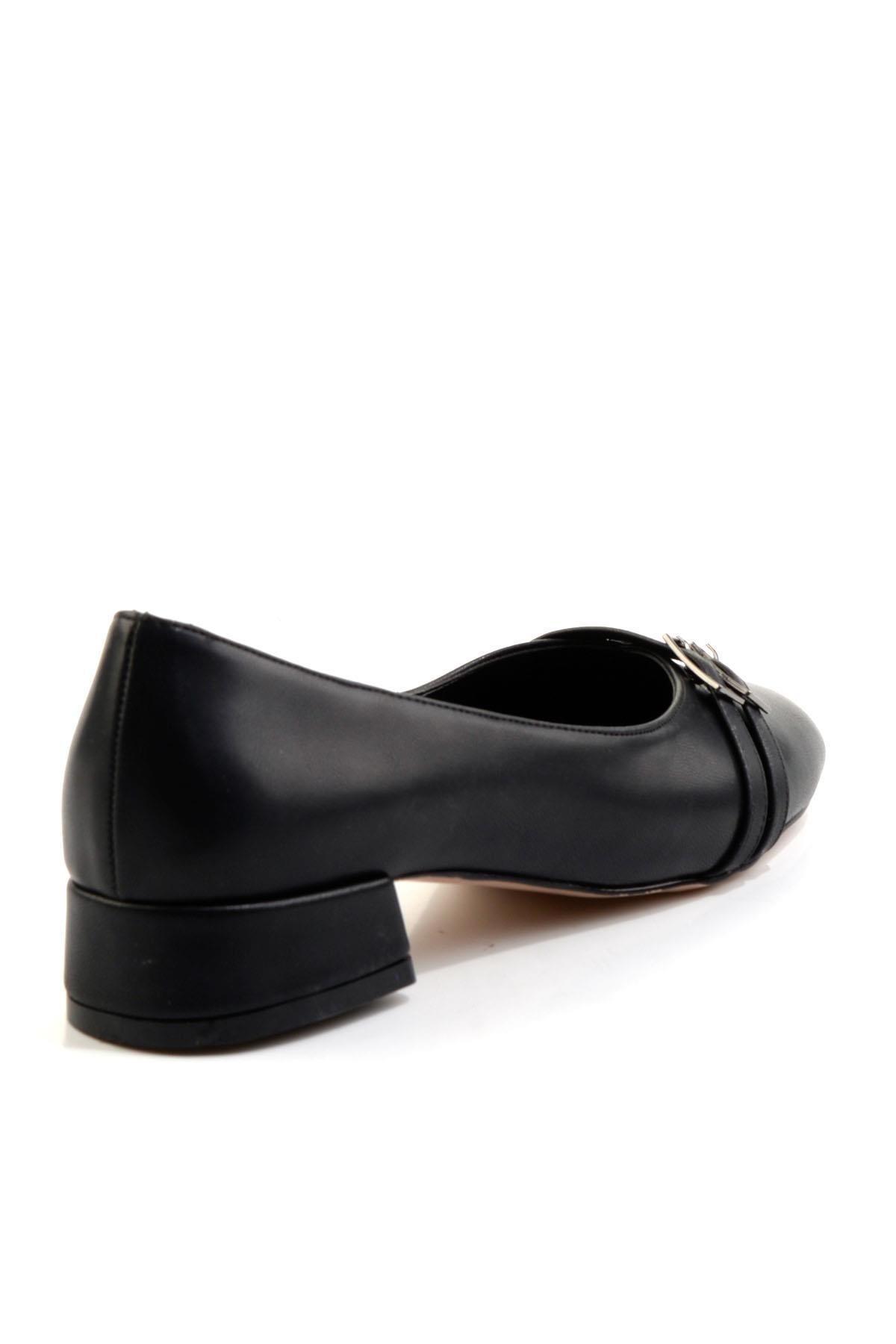 Siyah  Kadın Klasik Topuklu Ayakkabı K01213035309