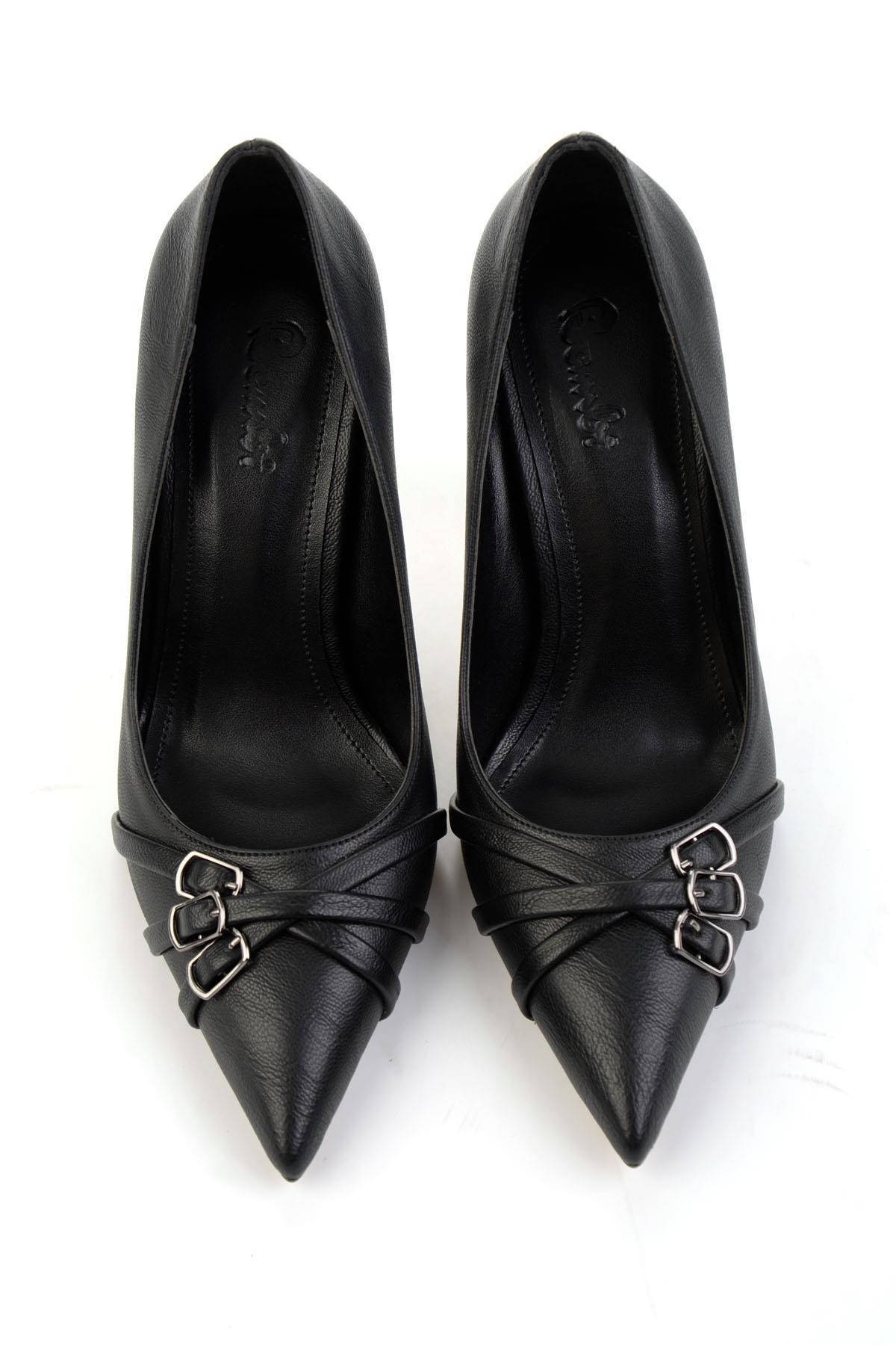 Siyah  Kadın Klasik Topuklu Ayakkabı K01565015242