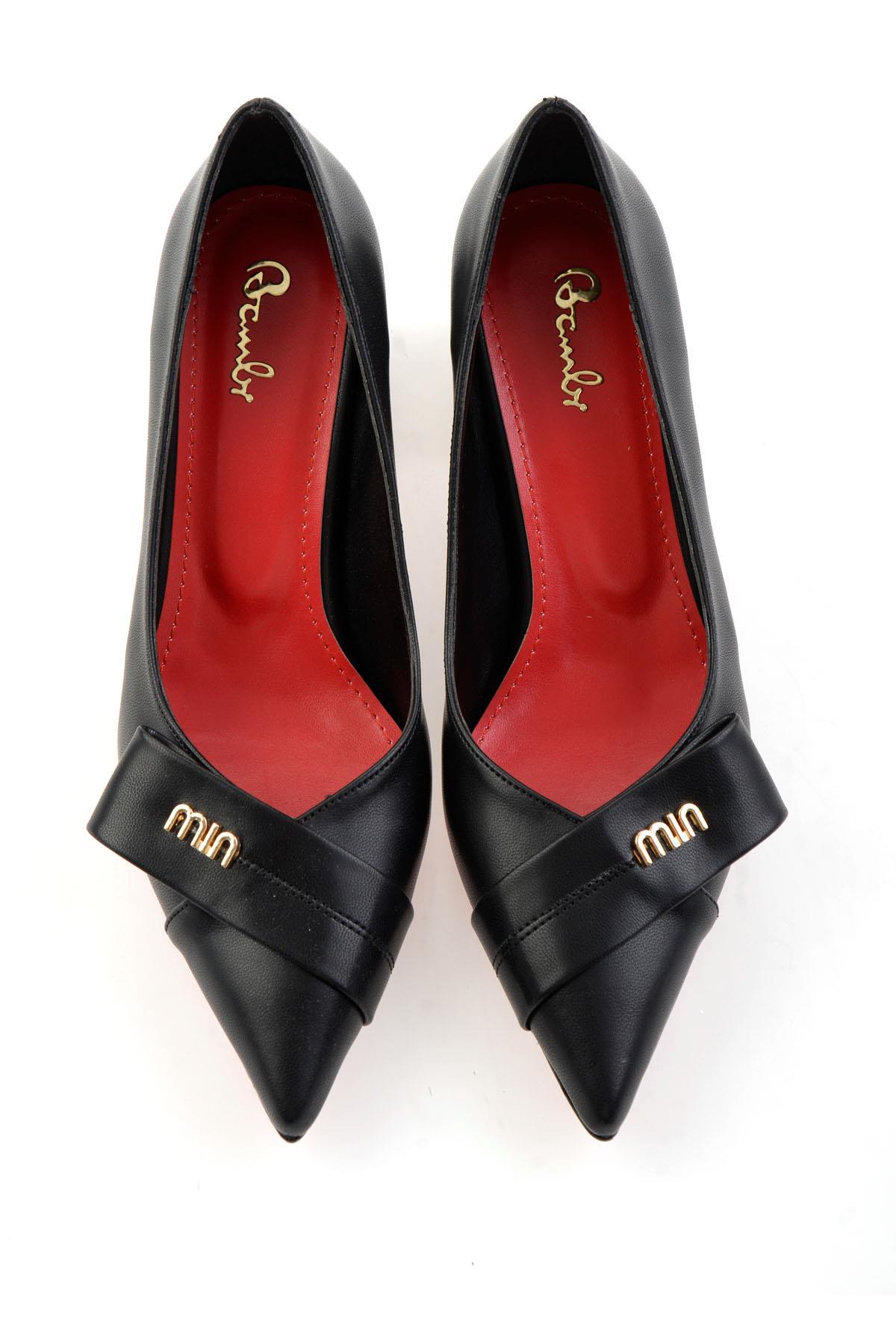 Siyah  Kadın Klasik Topuklu Ayakkabı K01231463109