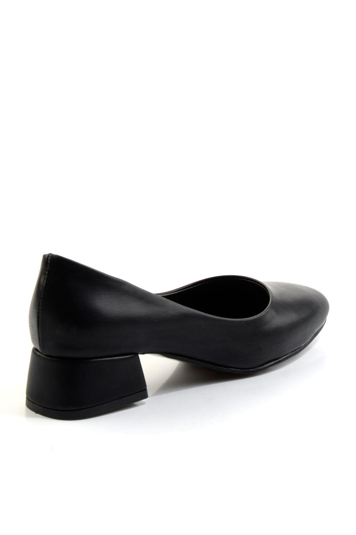 Siyah  Kadın Klasik Topuklu Ayakkabı K01471060709