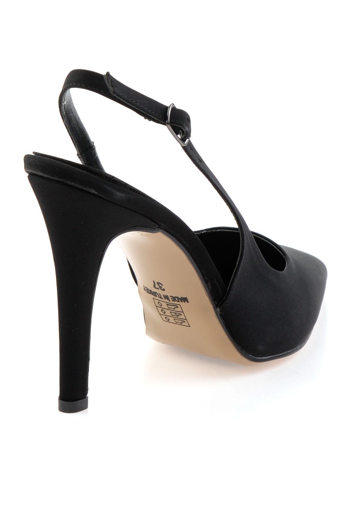 Siyah  Kadın Klasik Topuklu Ayakkabı K01231437804