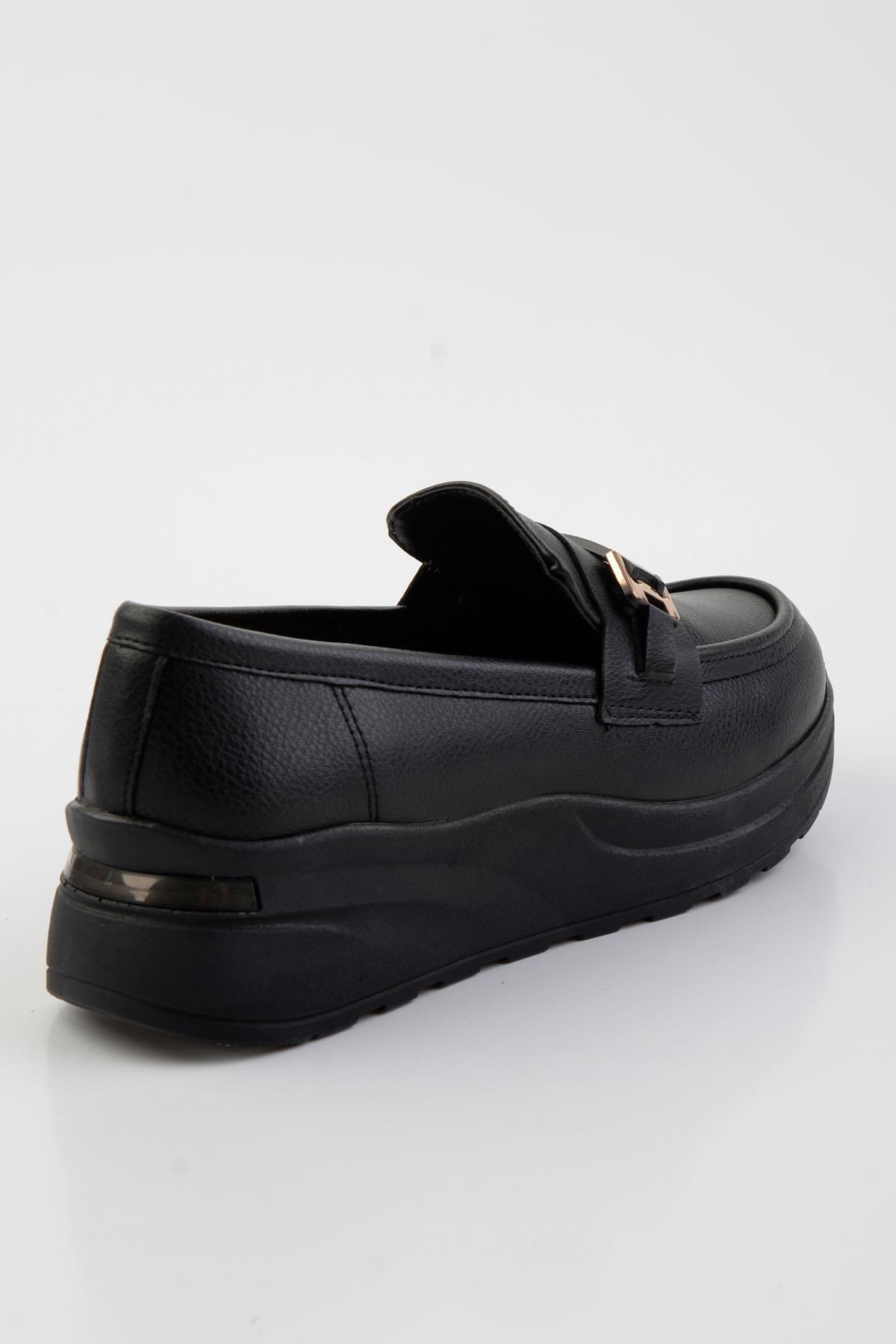 Siyah  Kadın Loafer Ayakkabı K01179769709
