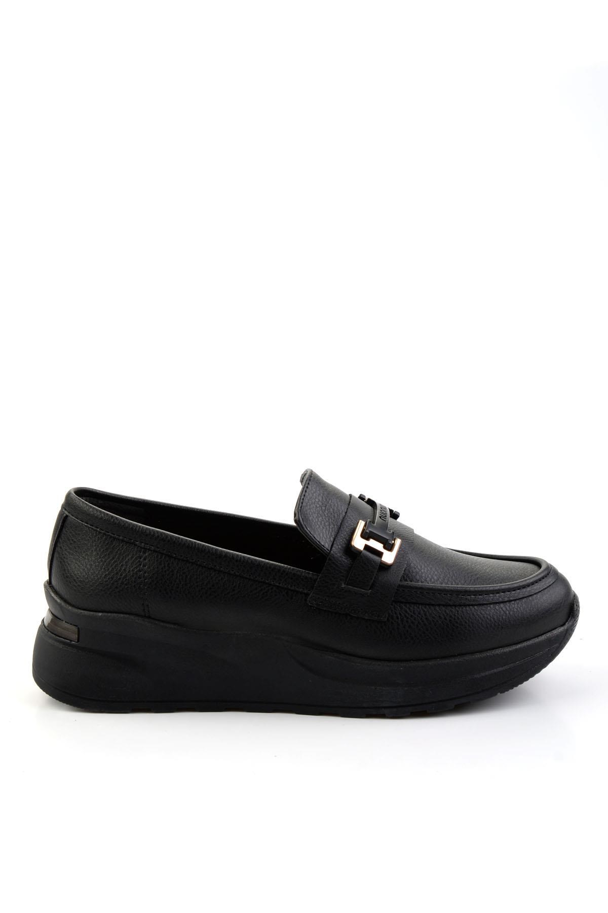Siyah  Kadın Loafer Ayakkabı K01179769709