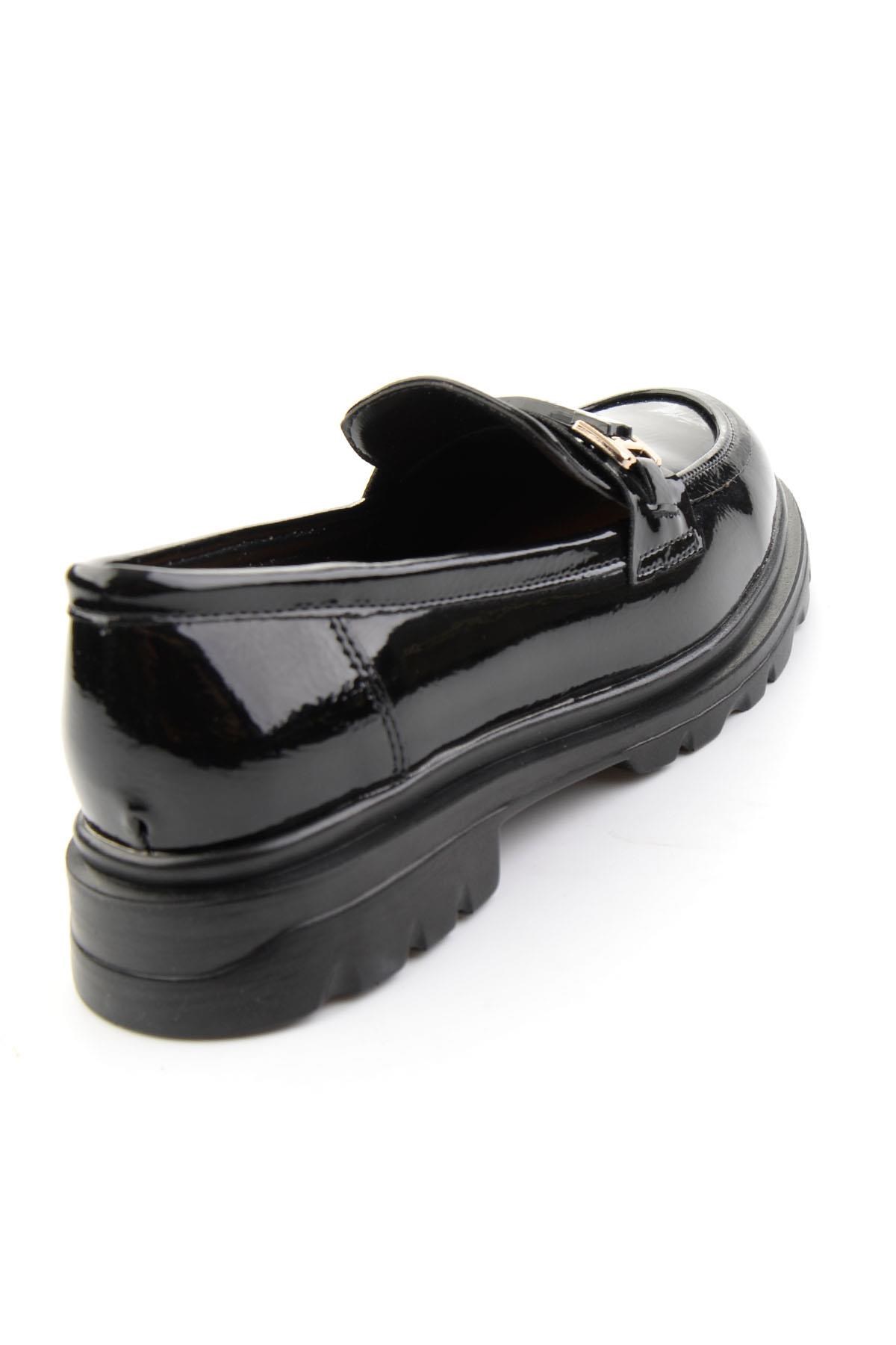 Siyah  Kadın Loafer Ayakkabı K01179828112