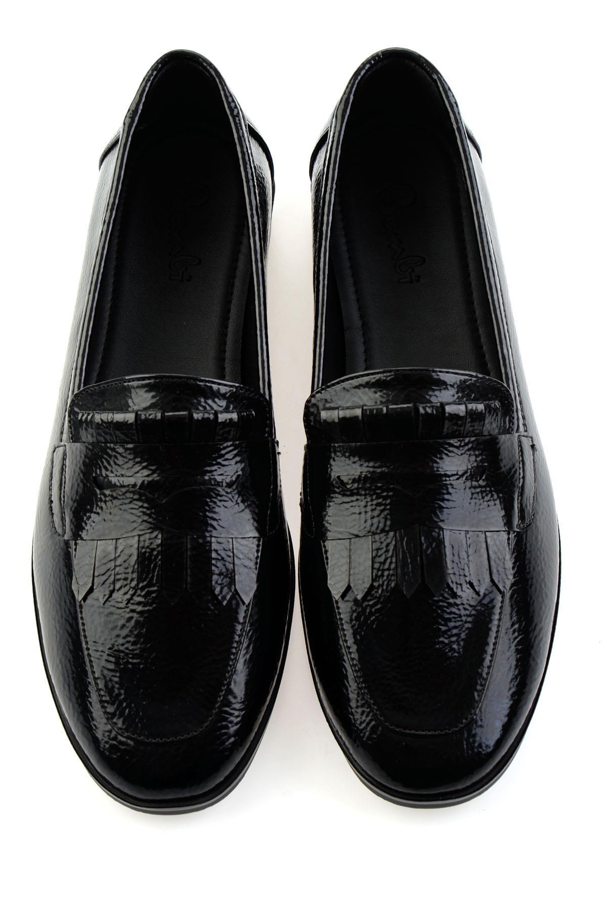 Siyah  Kadın Loafer Ayakkabı K01212011012