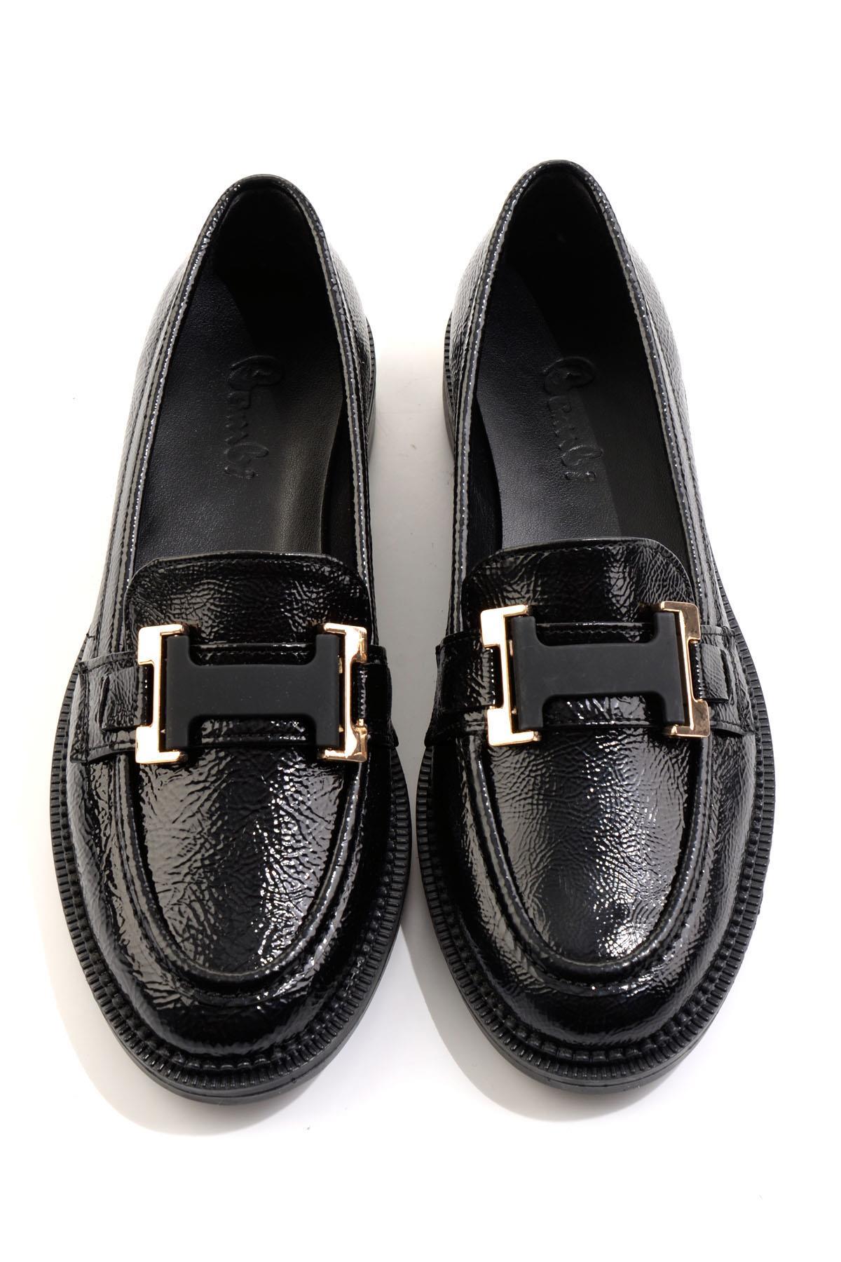 Siyah  Kadın Loafer Ayakkabı K01216100012