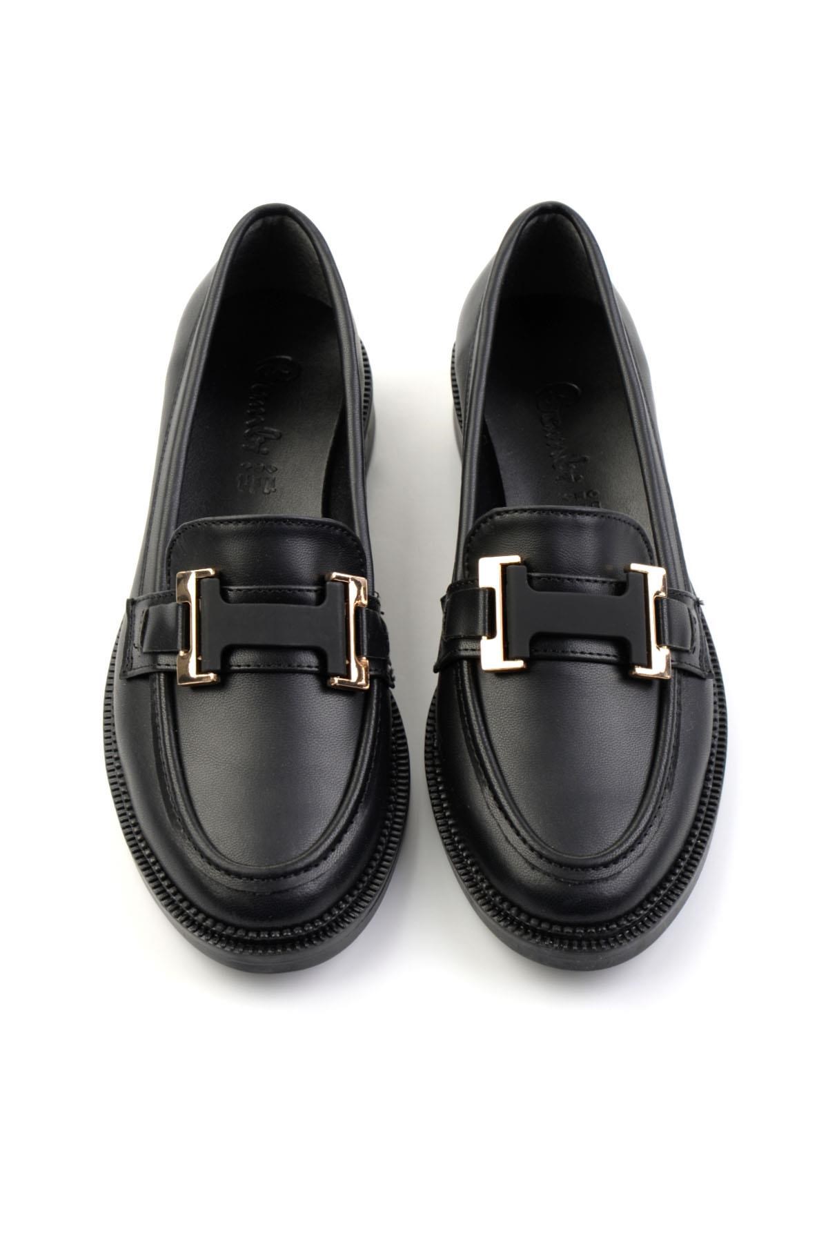 Siyah  Kadın Loafer Ayakkabı K01216100009
