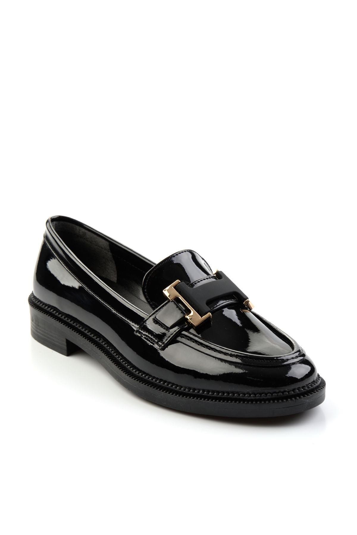 Siyah  Kadın Loafer Ayakkabı K01216100008