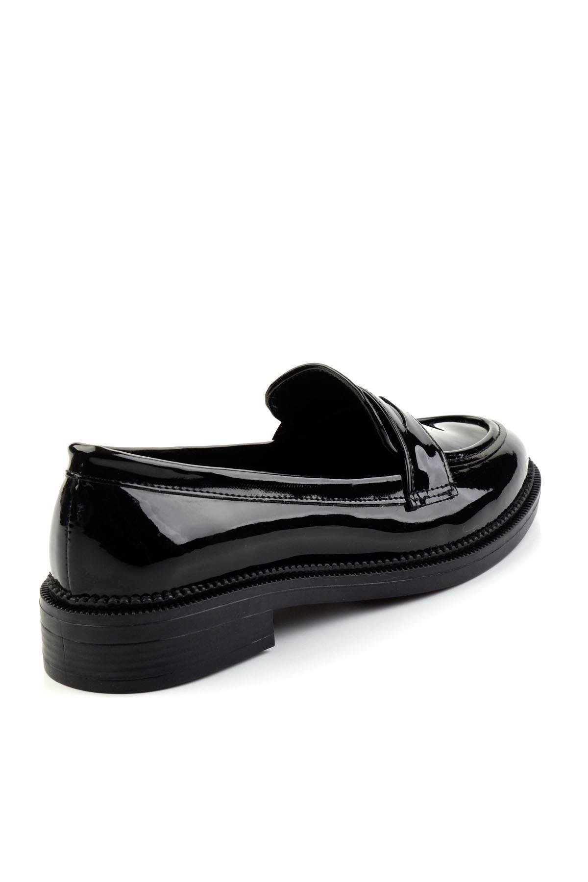 Siyah  Kadın Loafer Ayakkabı K01216100198