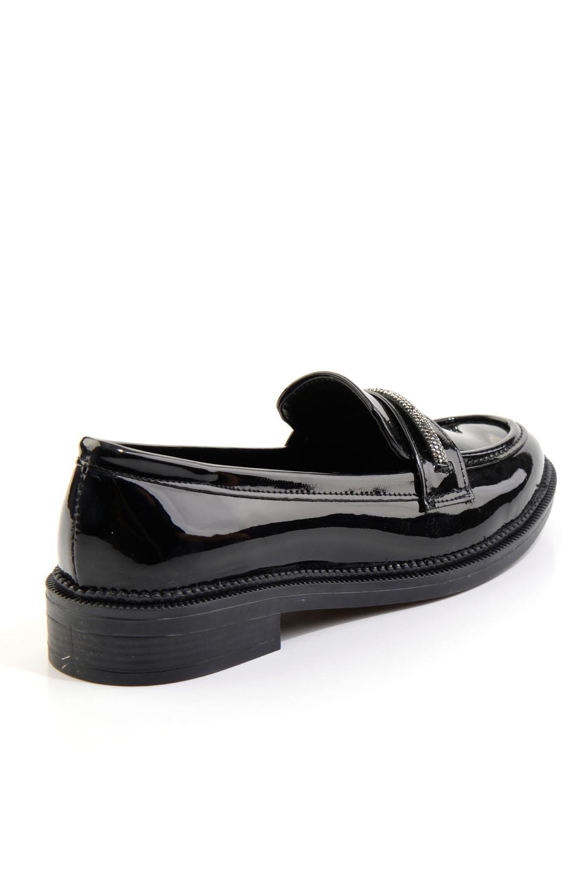 Siyah  Kadın Loafer Ayakkabı K01216100398