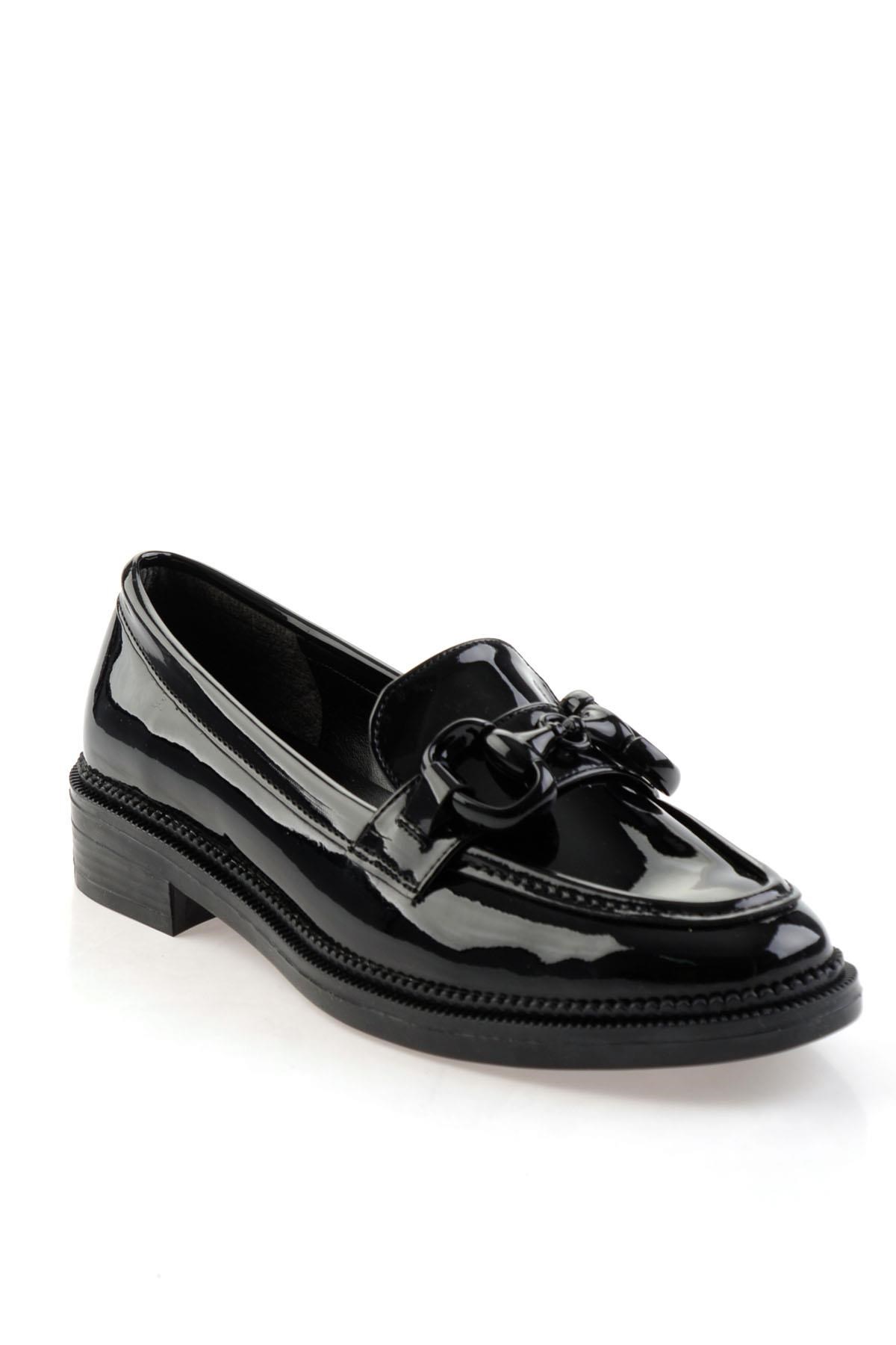 Siyah  Kadın Loafer Ayakkabı K01216401398