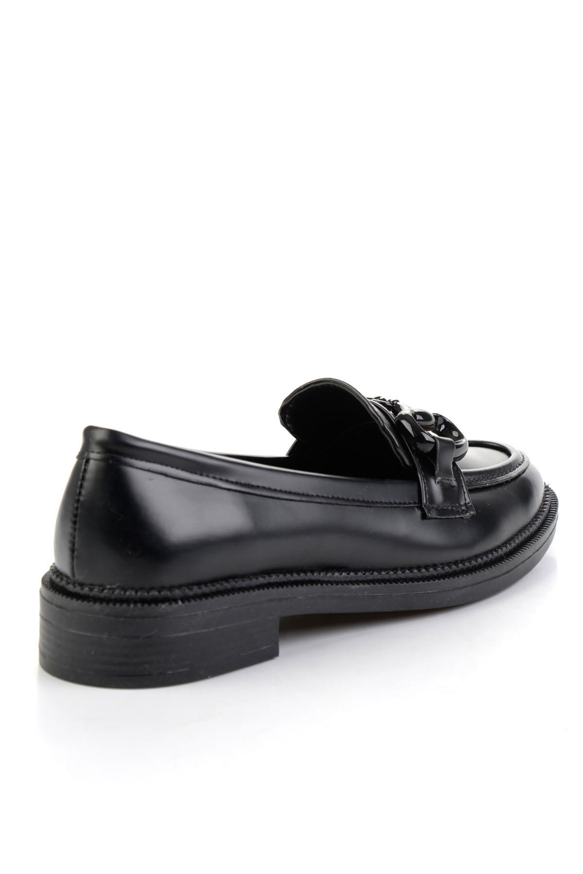 Siyah  Kadın Loafer Ayakkabı K01216401309