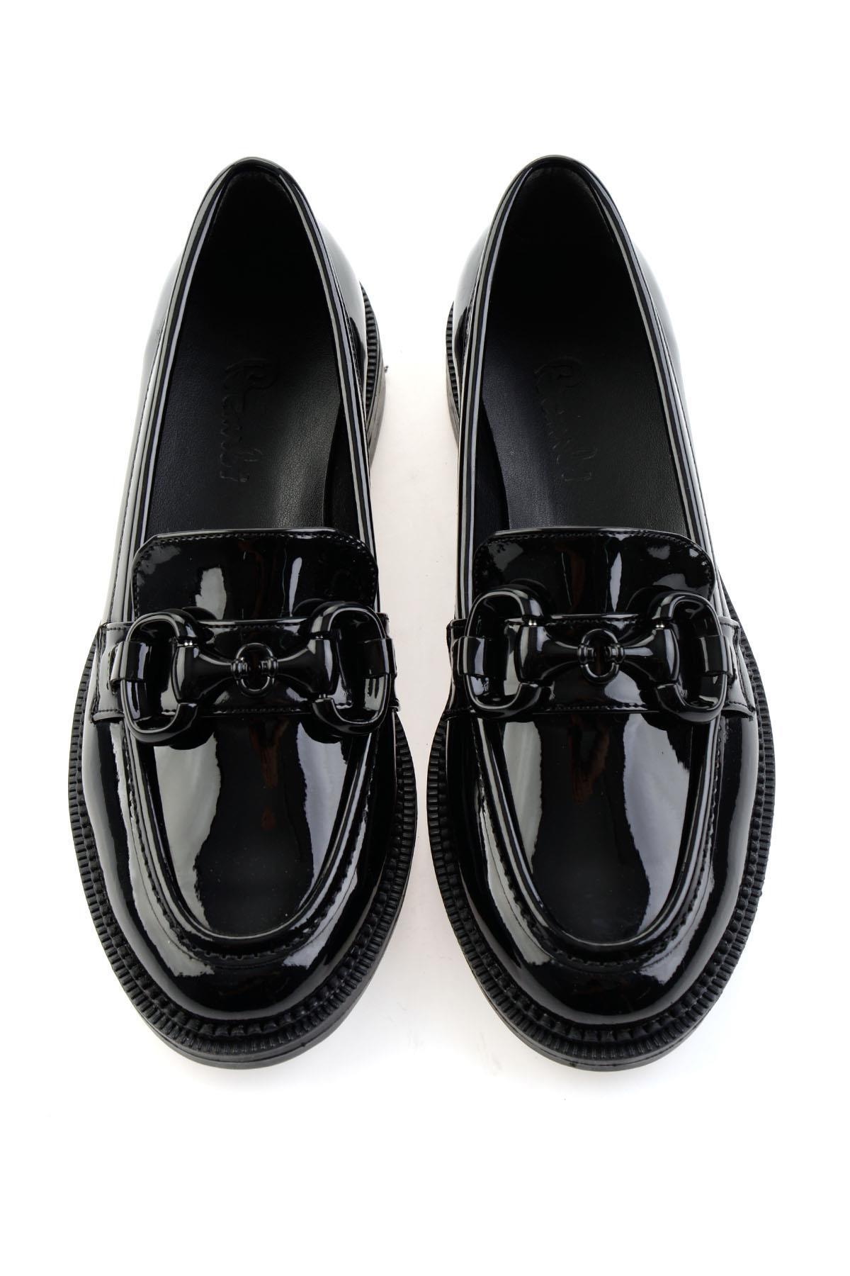 Siyah  Kadın Loafer Ayakkabı K01216401398