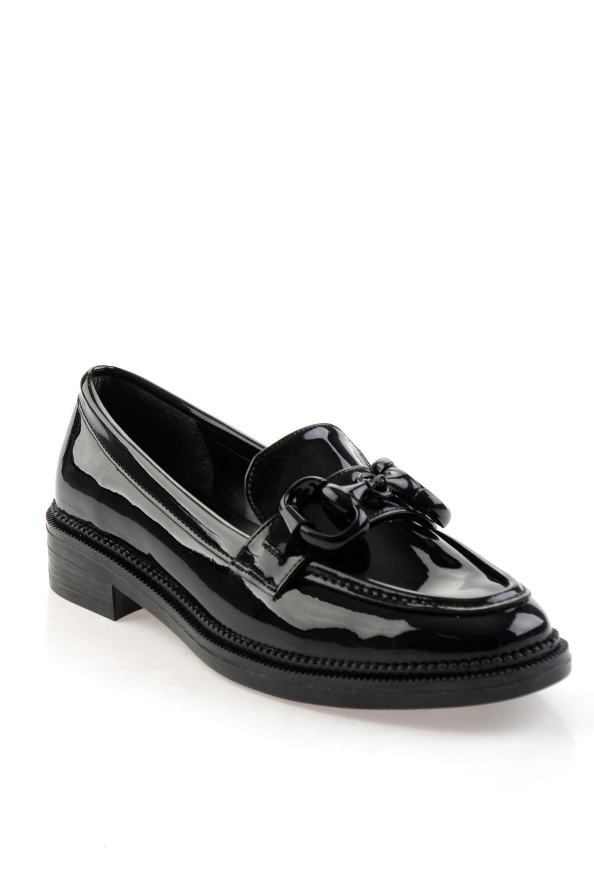 Siyah  Kadın Loafer Ayakkabı K01216401398