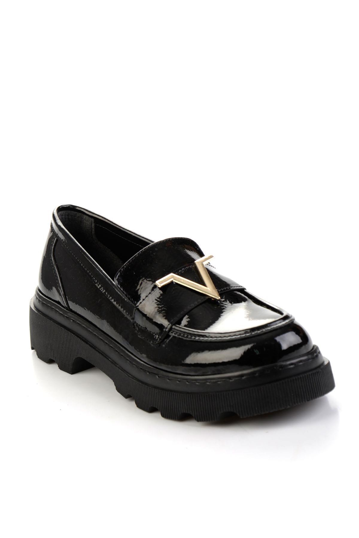 Siyah  Kadın Loafer Ayakkabı K01257061012
