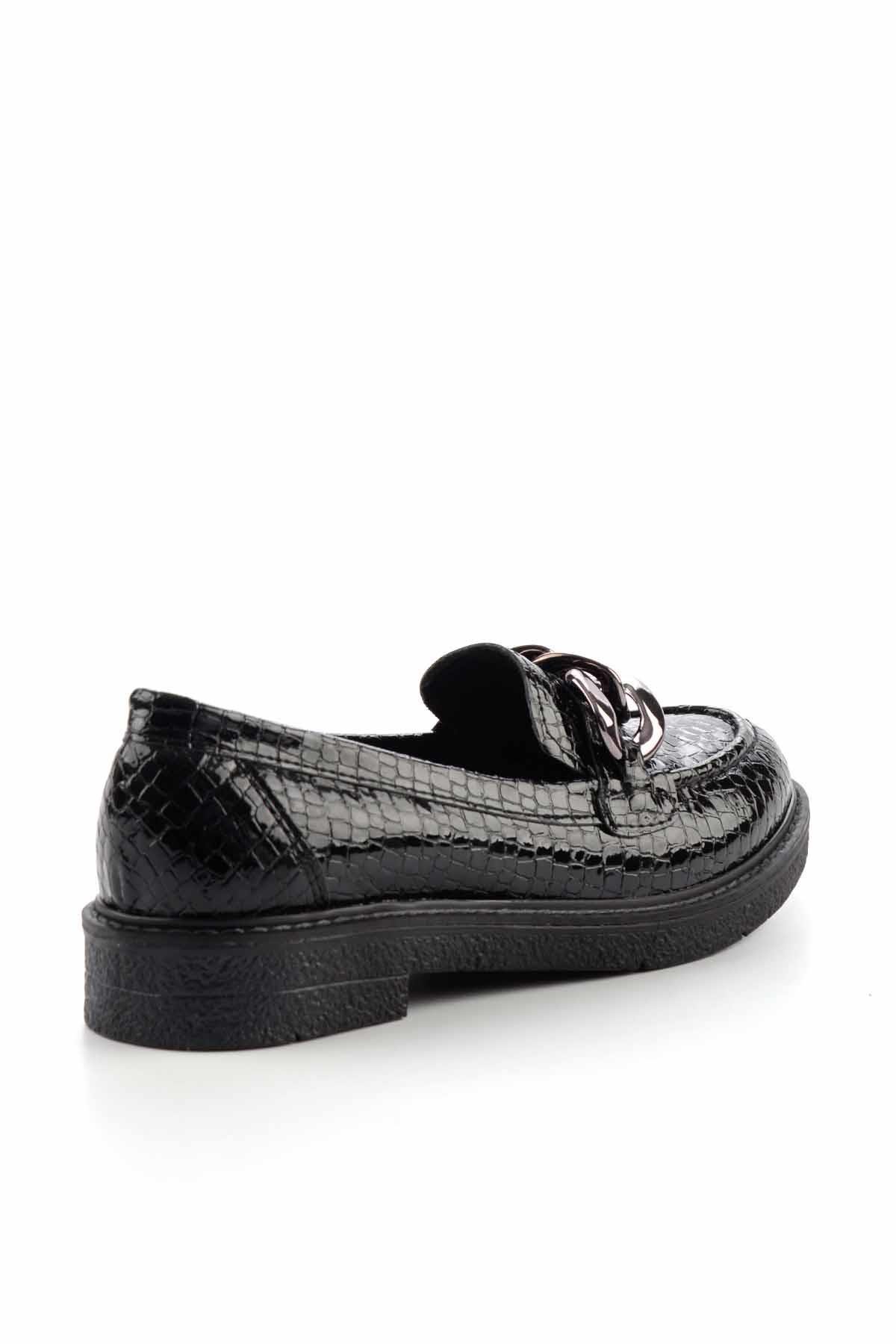 Siyah  Kadın Loafer Ayakkabı K01257067011