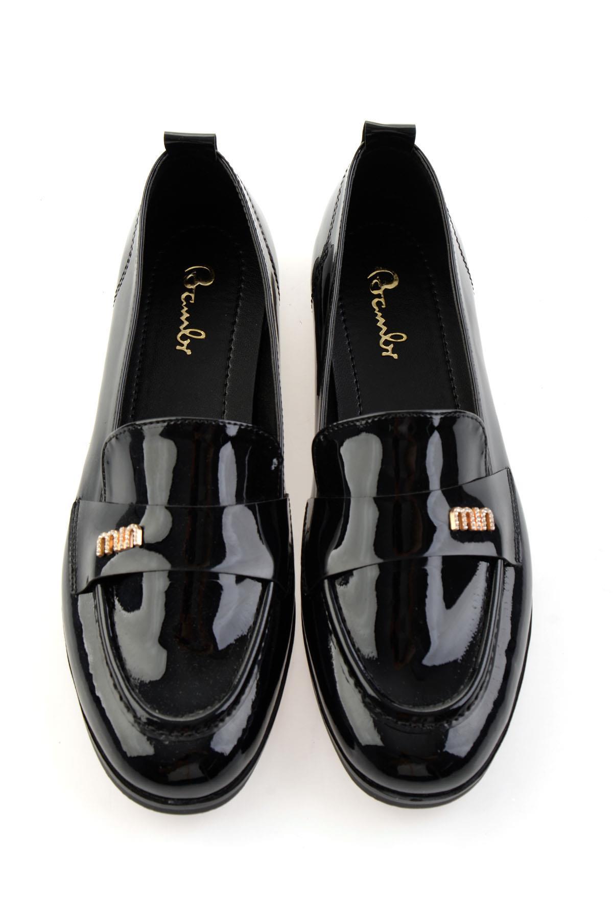 Siyah  Kadın Loafer Ayakkabı K01327023198