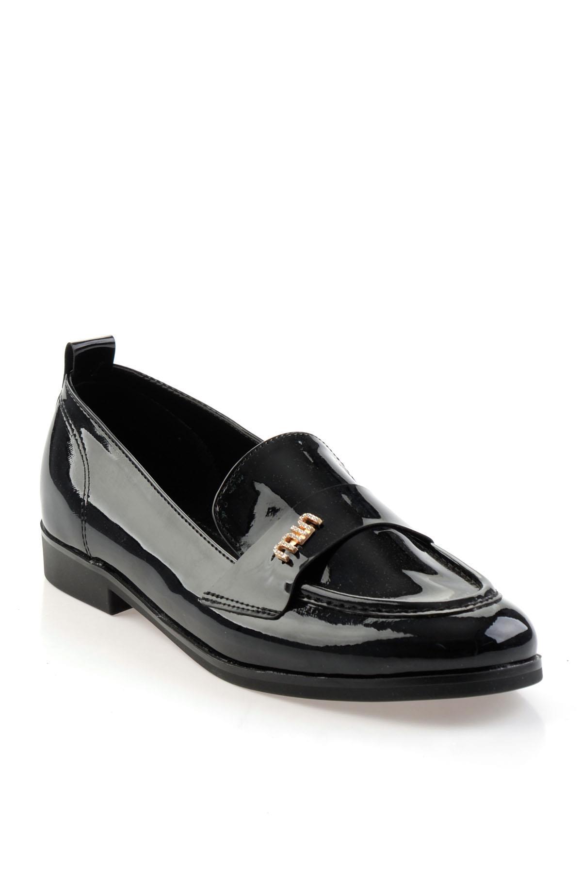 Siyah  Kadın Loafer Ayakkabı K01327023198